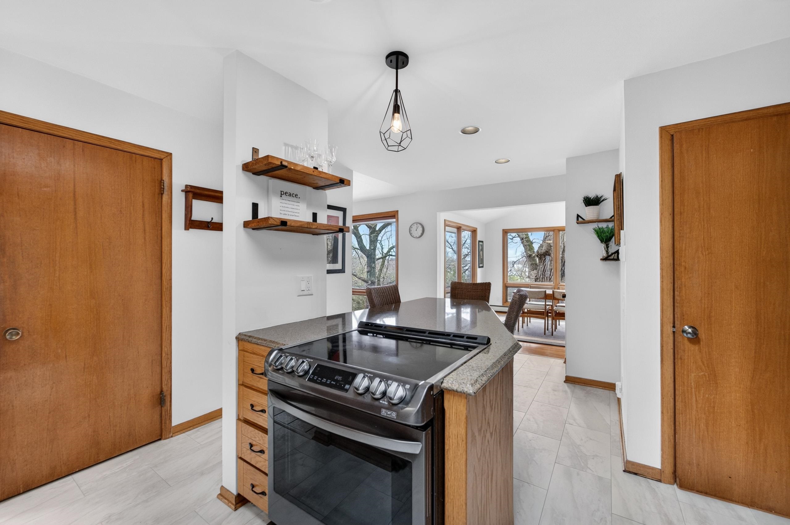 5109 Lake Mendota Drive