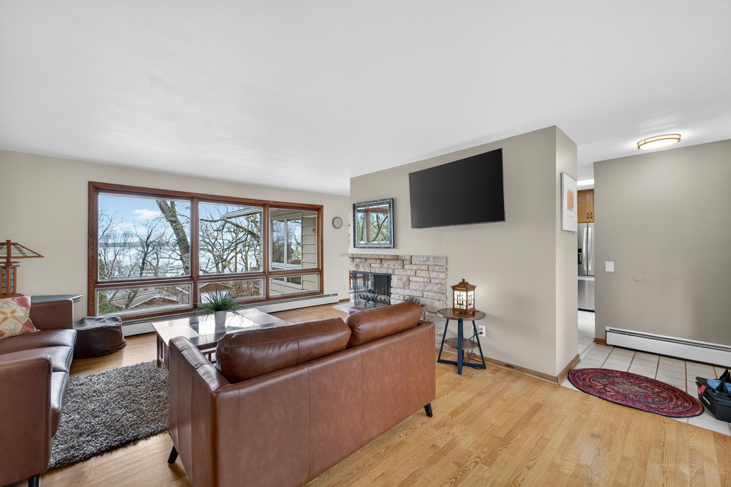 5109 Lake Mendota Drive