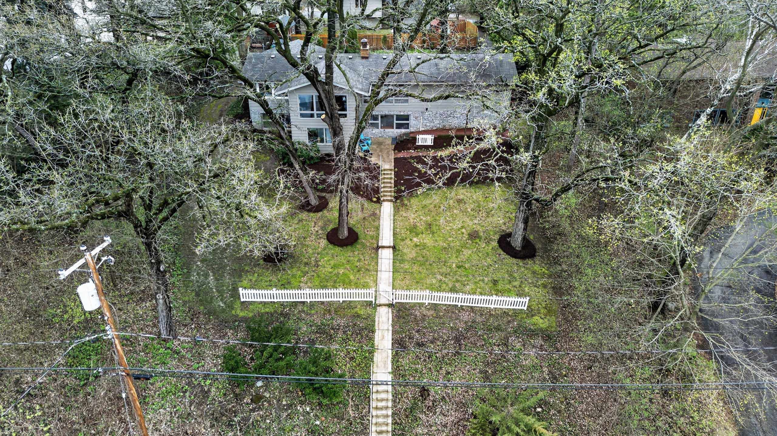 5109 Lake Mendota Drive