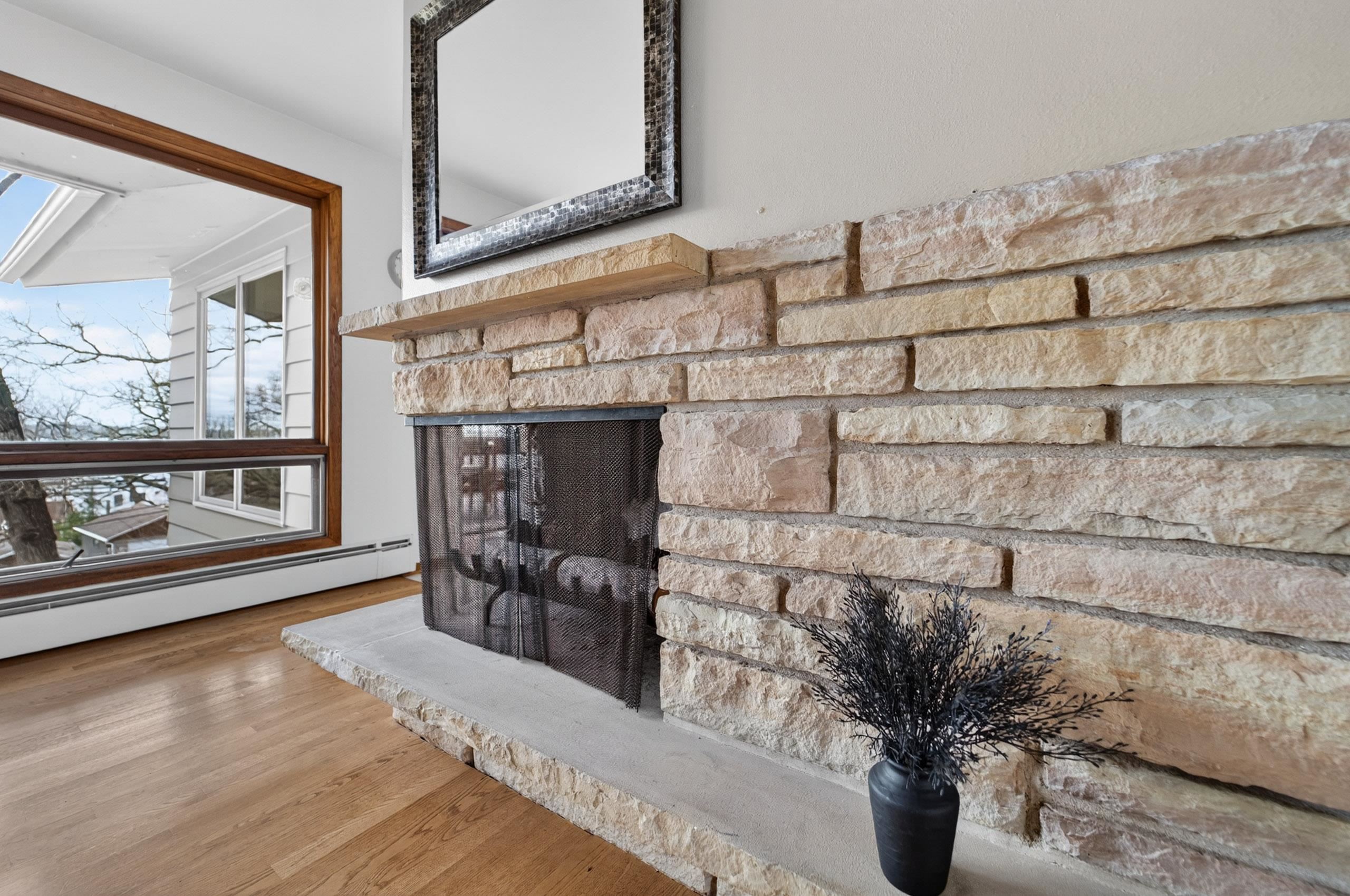 5109 Lake Mendota Drive