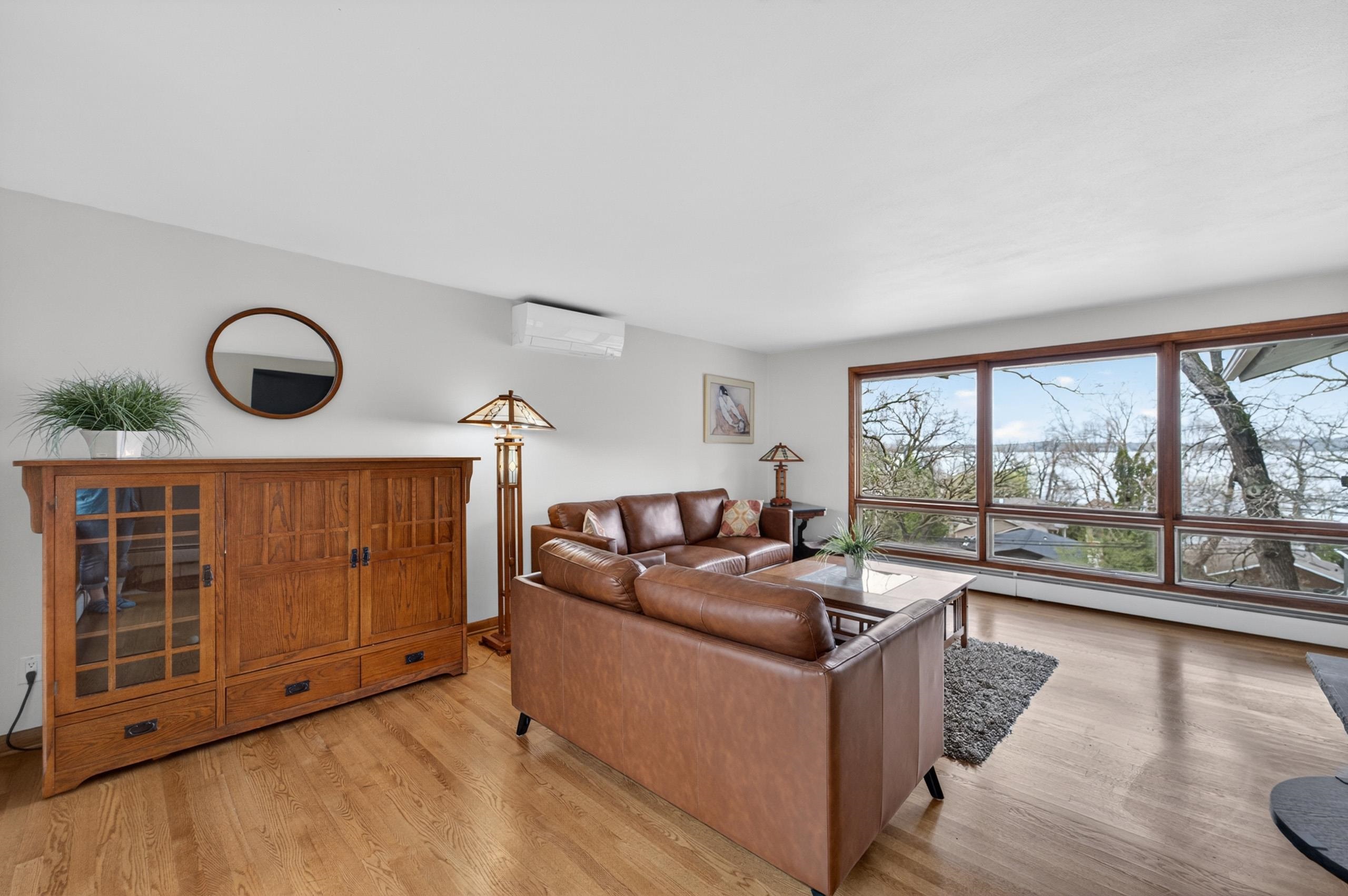 5109 Lake Mendota Drive