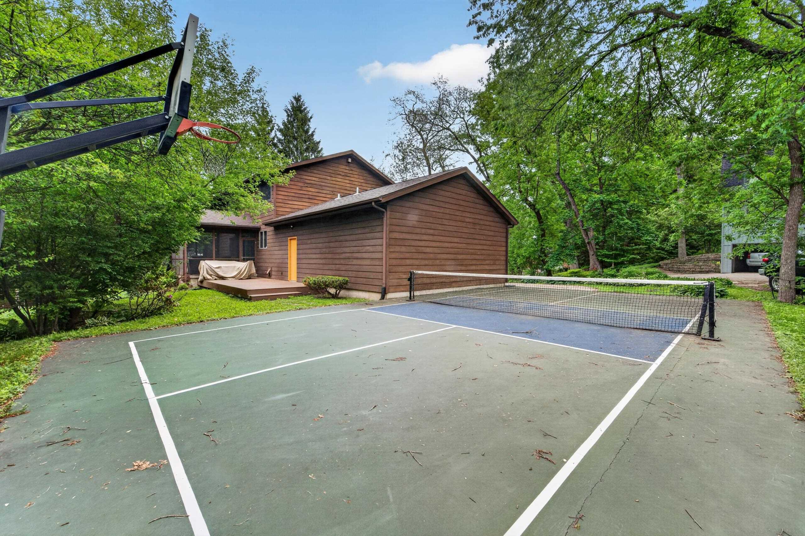 5 Wood Crest Court