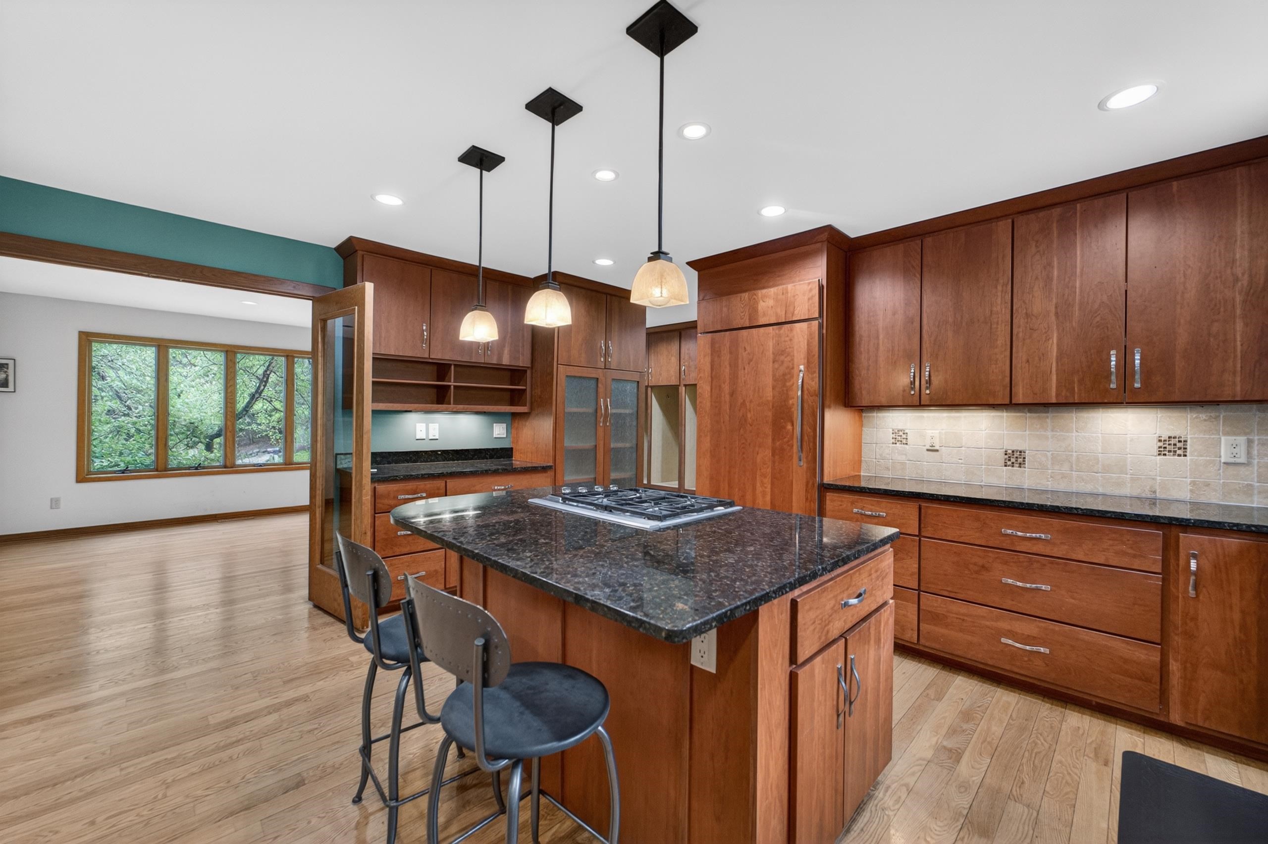 5 Wood Crest Court