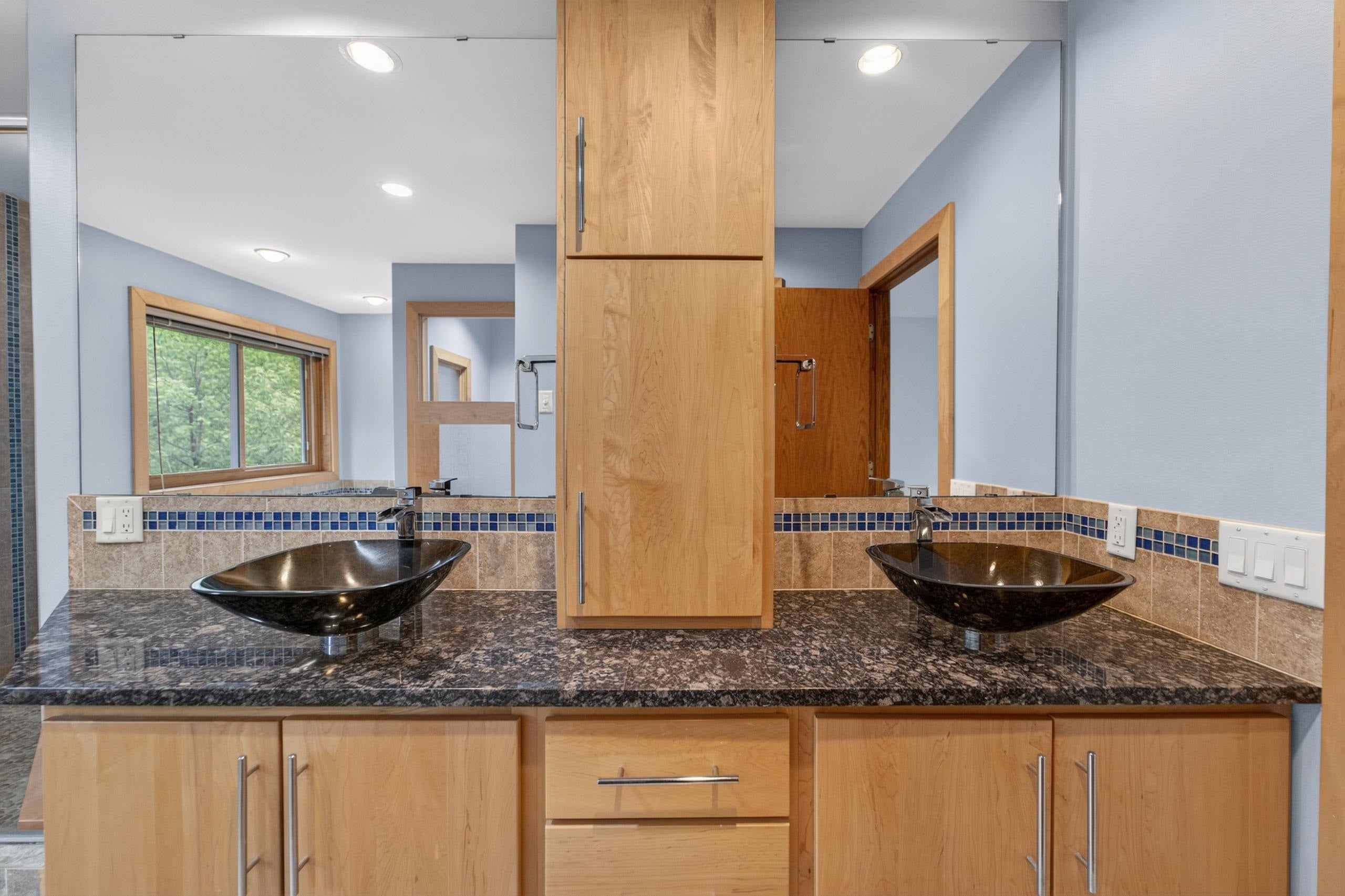 5 Wood Crest Court