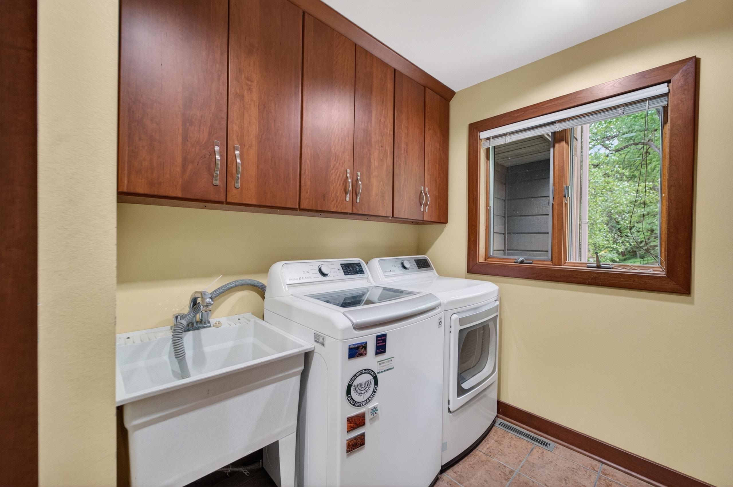5 Wood Crest Court
