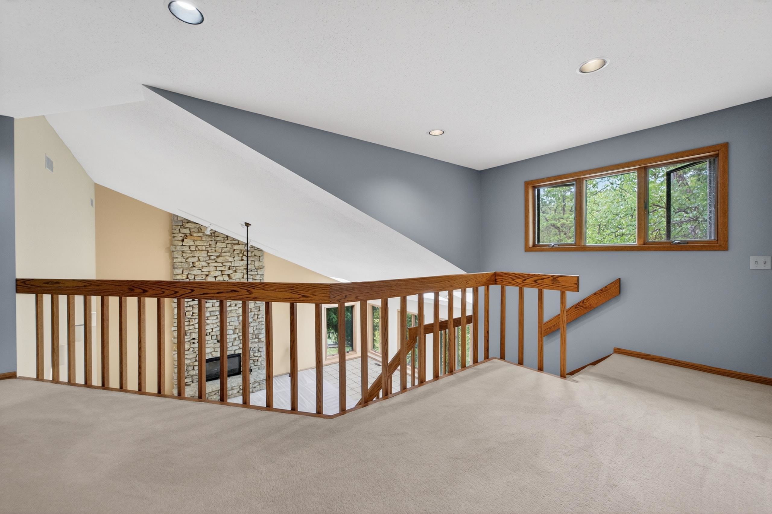 5 Wood Crest Court