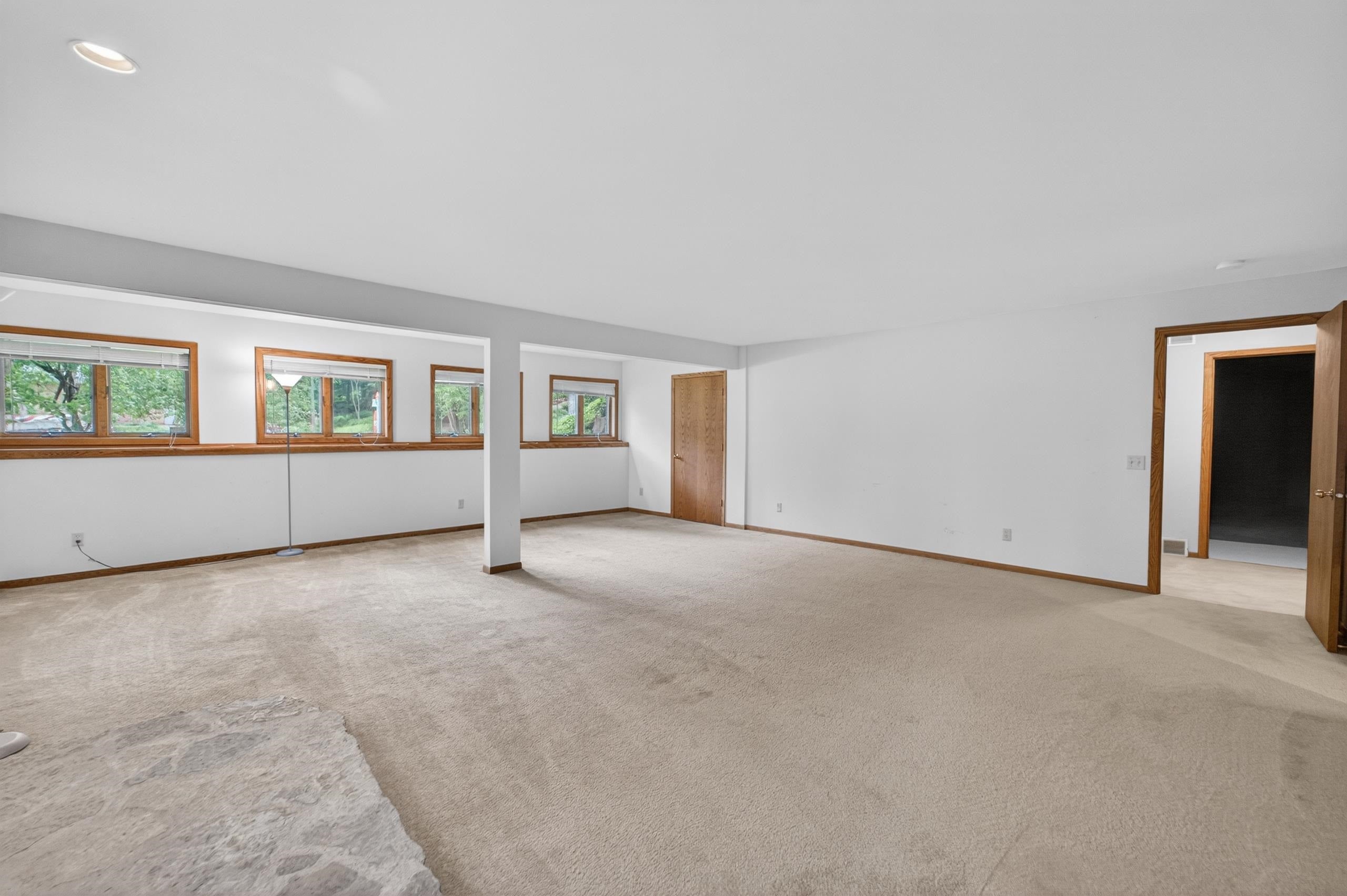 5 Wood Crest Court