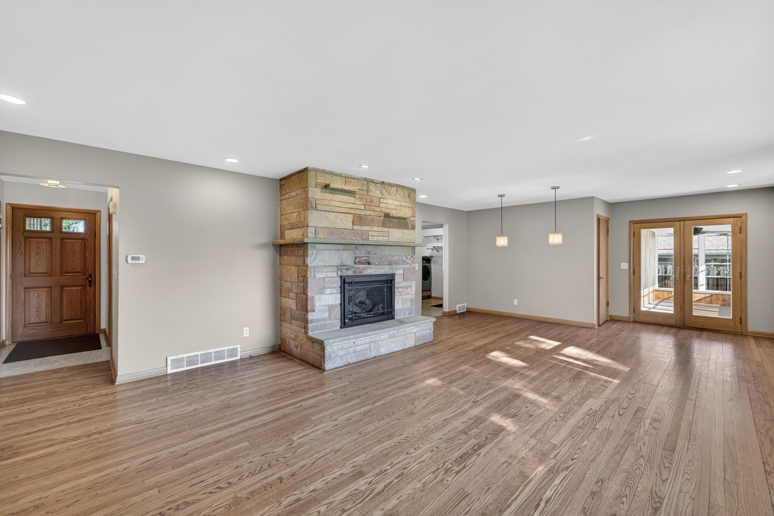 313 S Jefferson Street