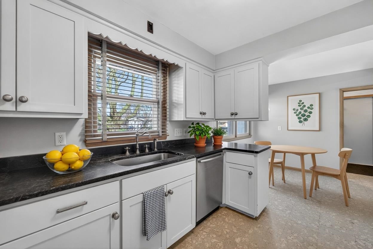 313 S Jefferson Street