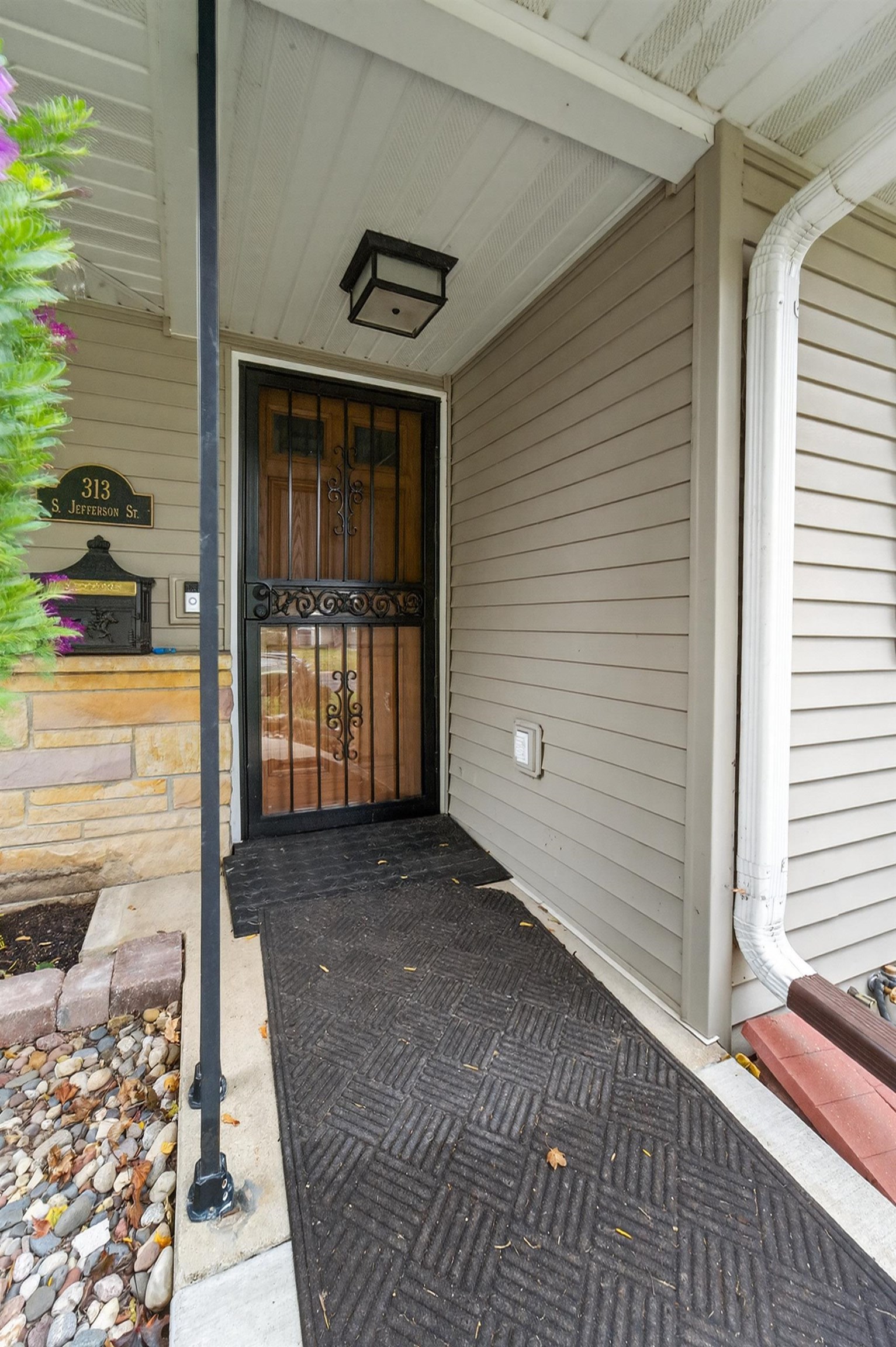 313 S Jefferson Street