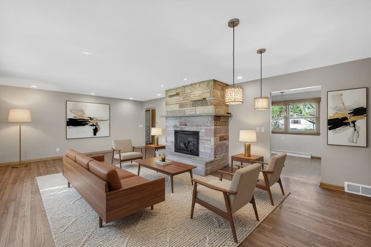 313 S Jefferson Street