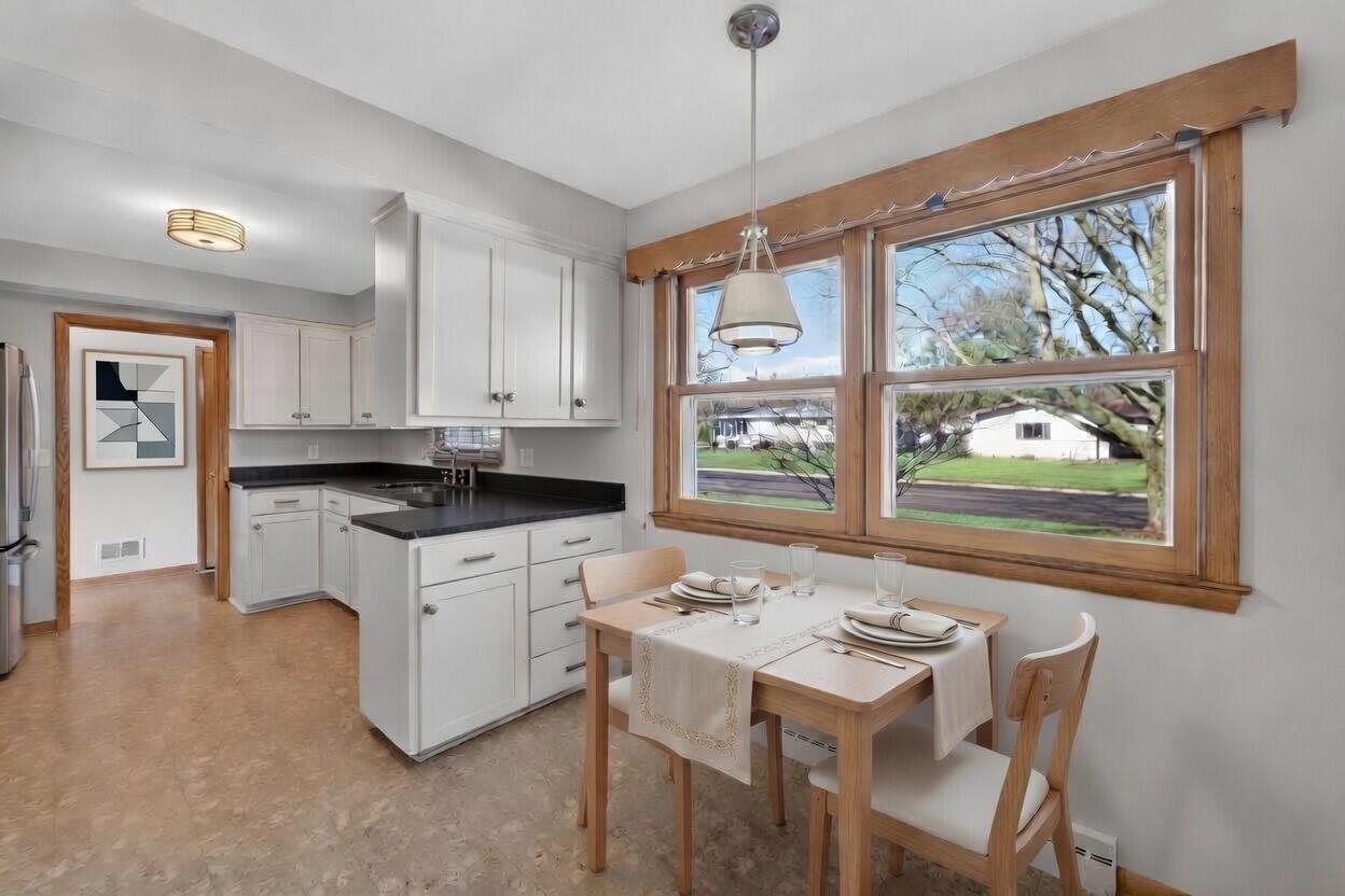 313 S Jefferson Street