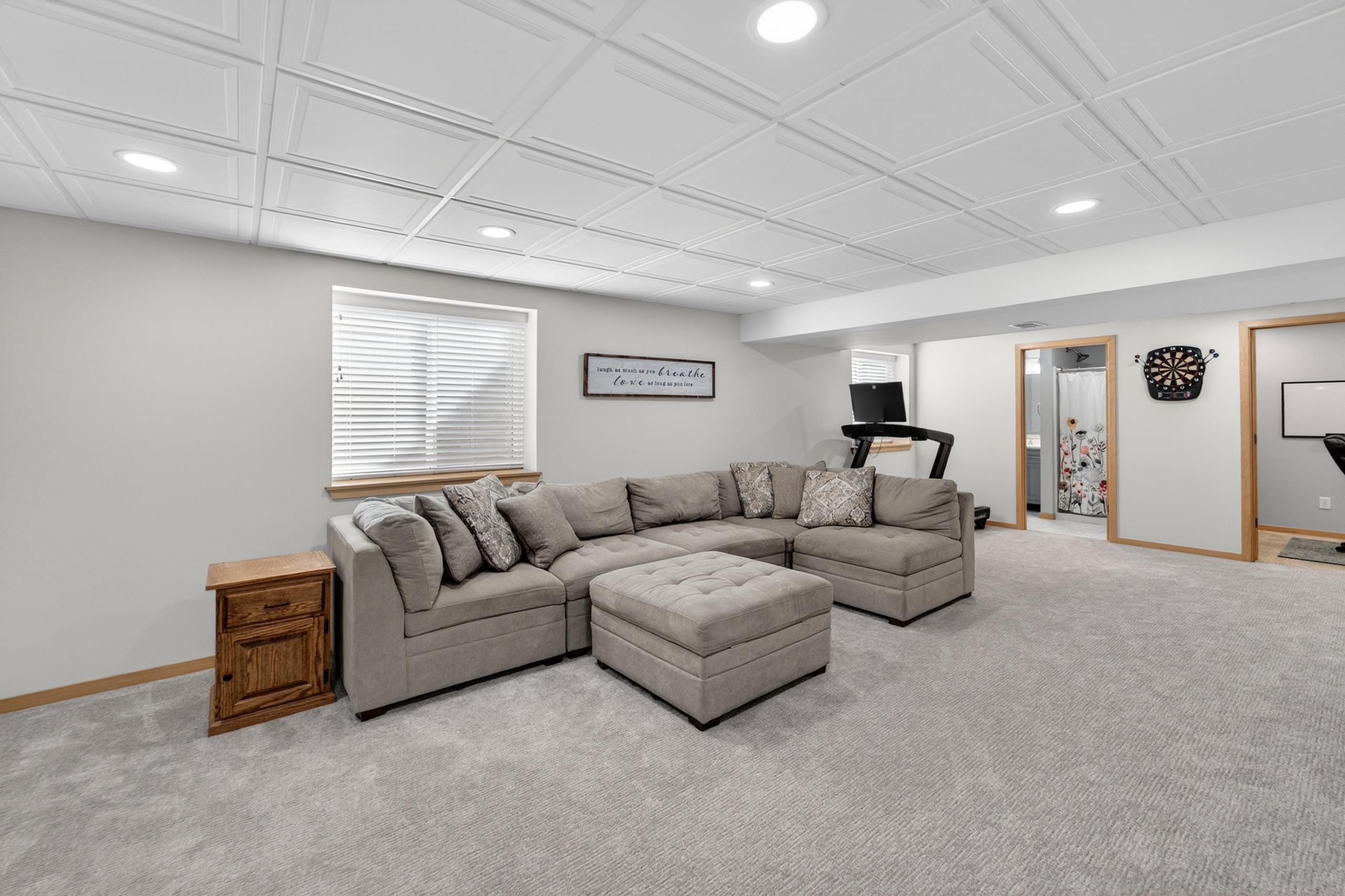 811 Cheshire Castle Way