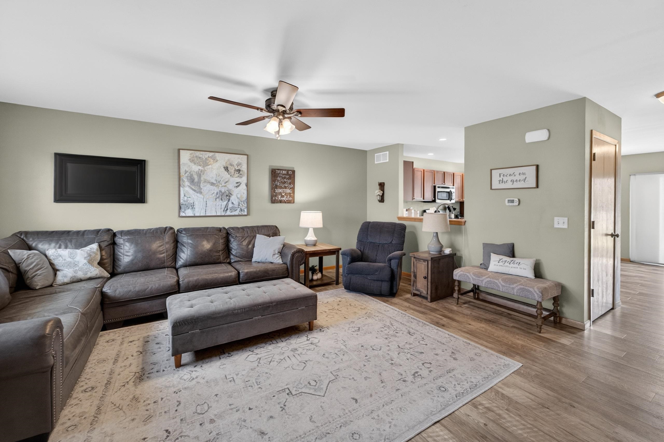 811 Cheshire Castle Way