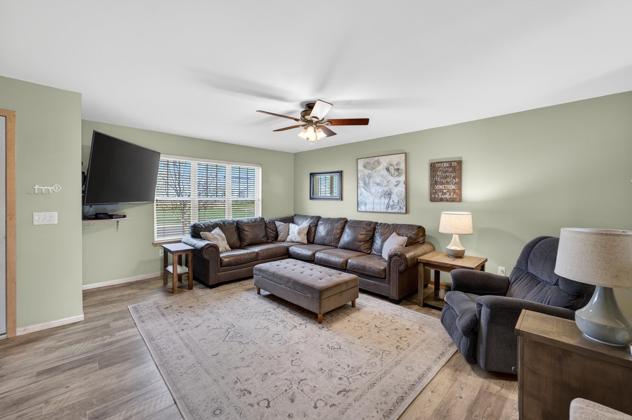 811 Cheshire Castle Way