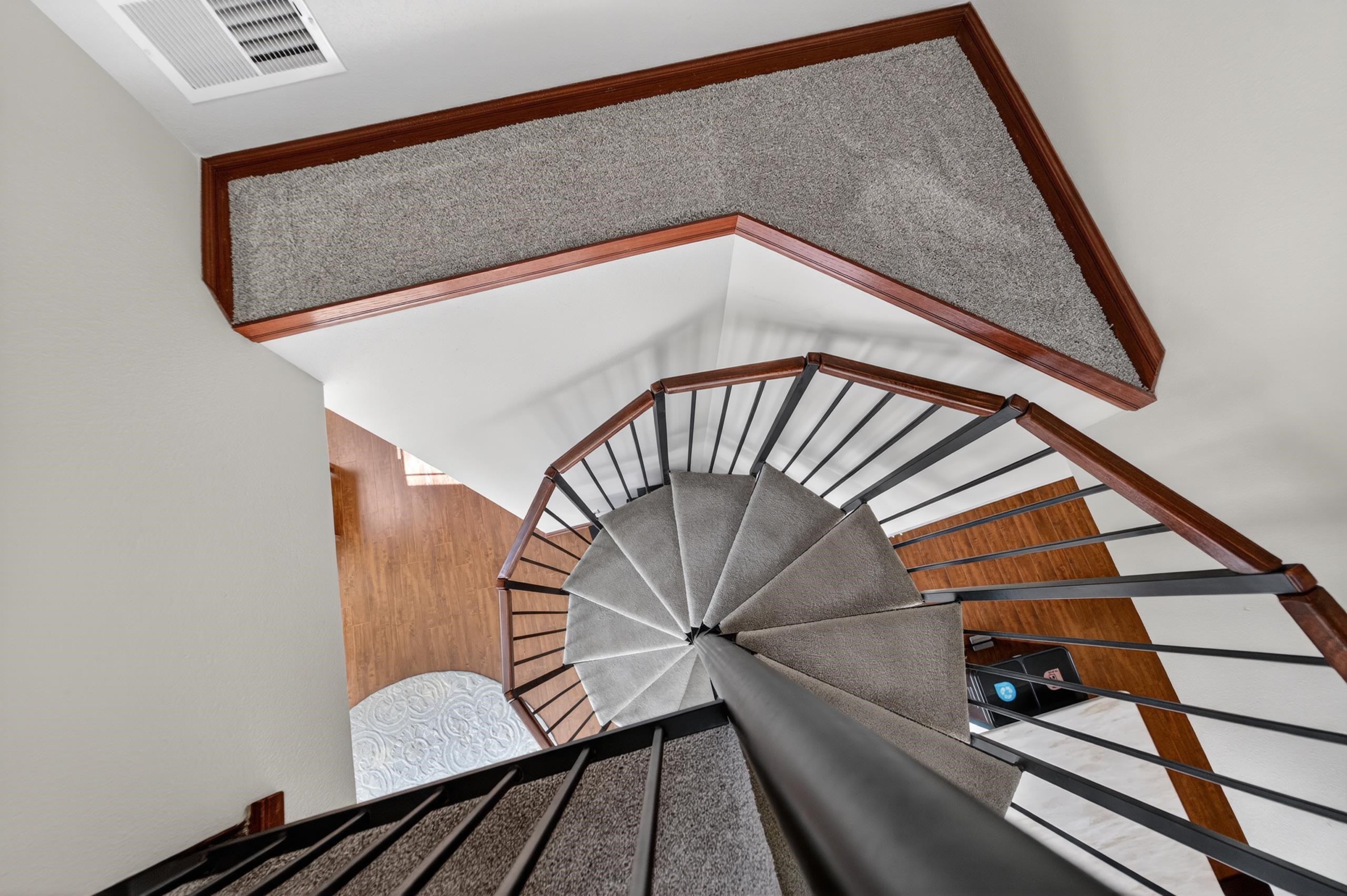 6635 Windsor Commons Avenue