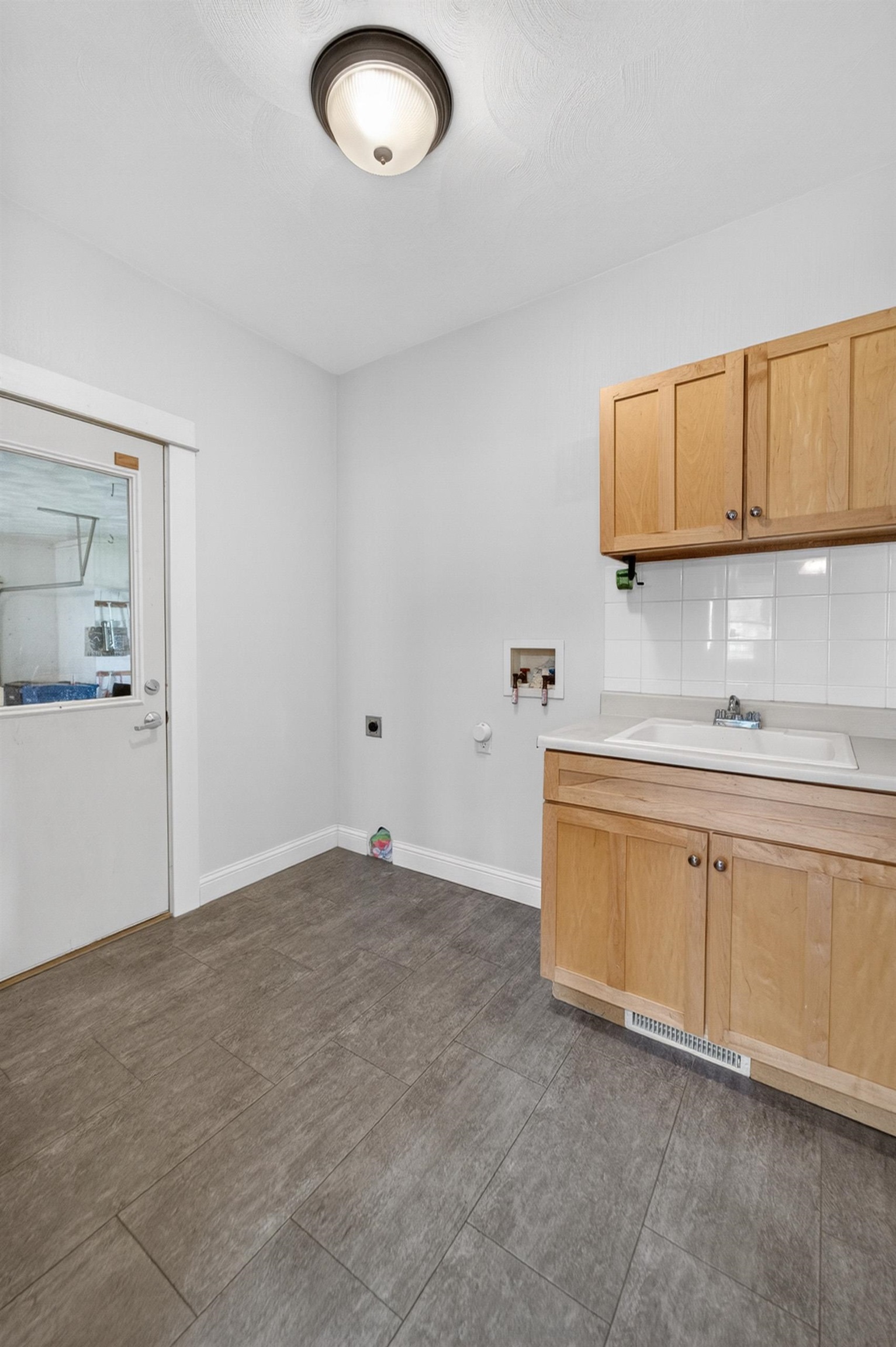 801 Nordic View