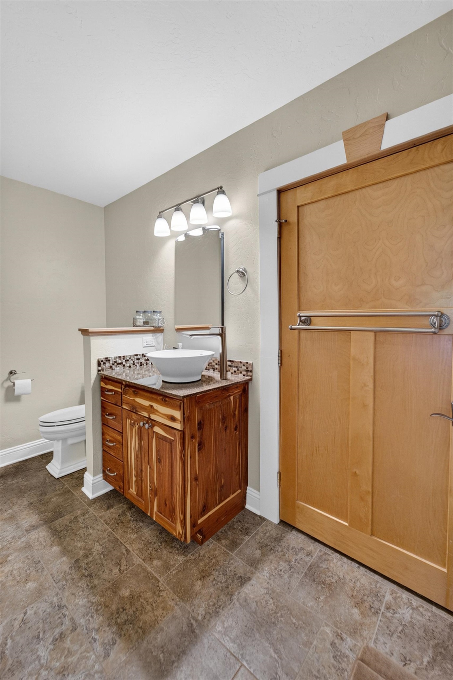 801 Nordic View