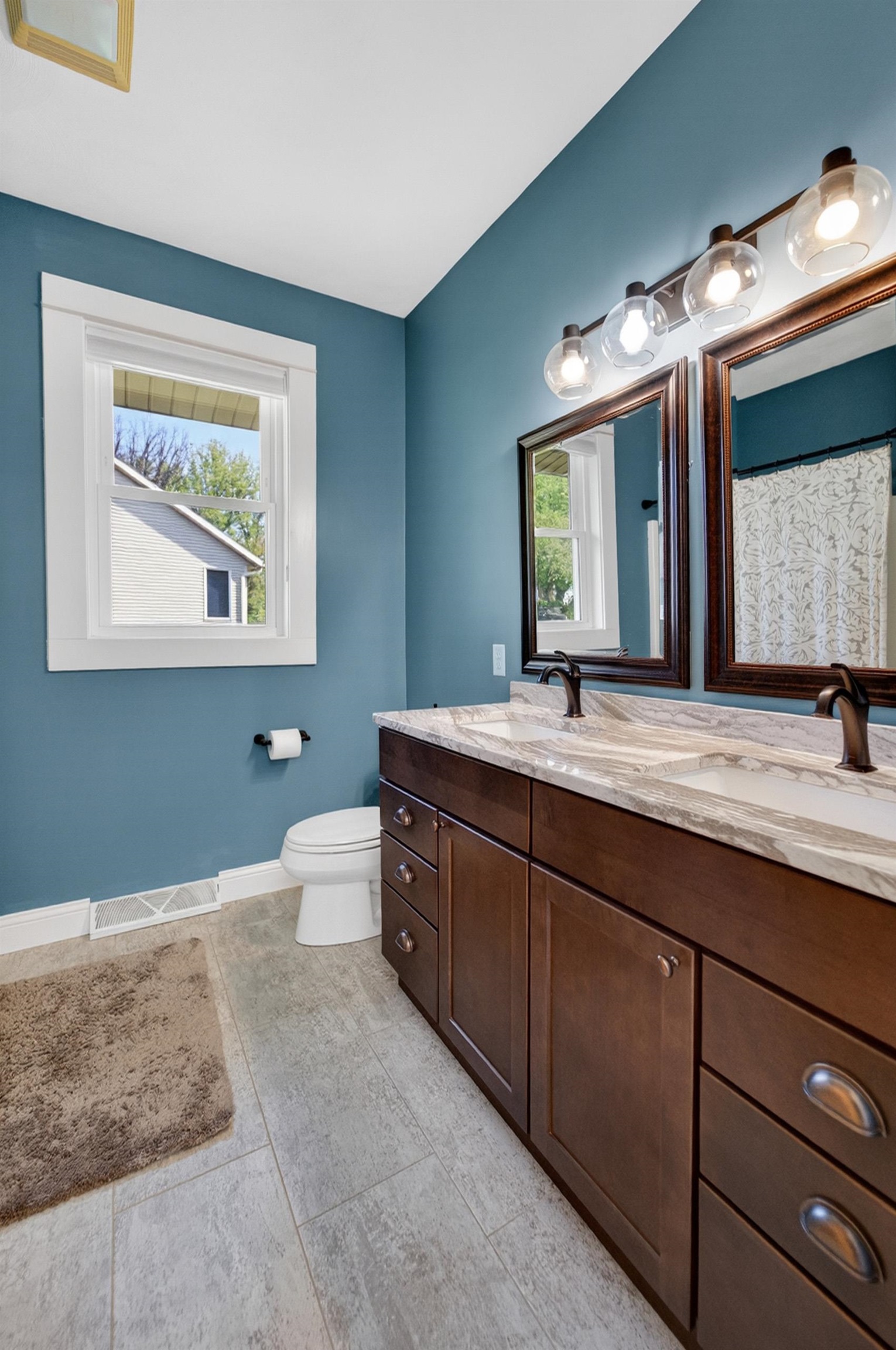 801 Nordic View
