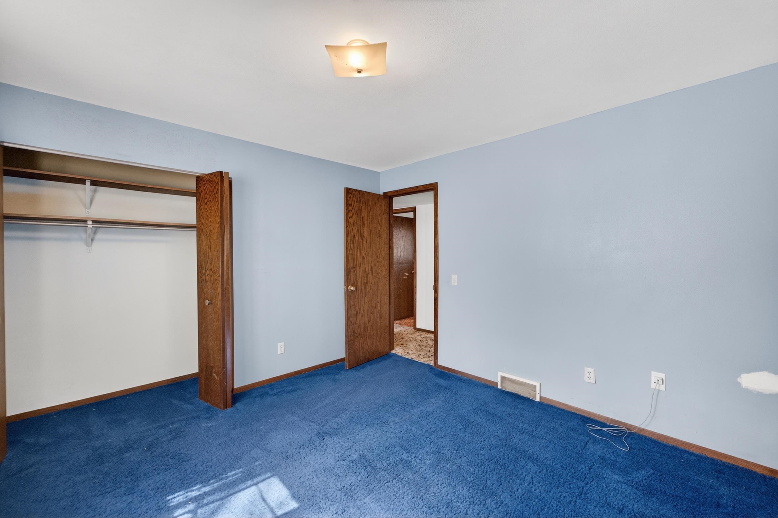 501 Ozark Trail