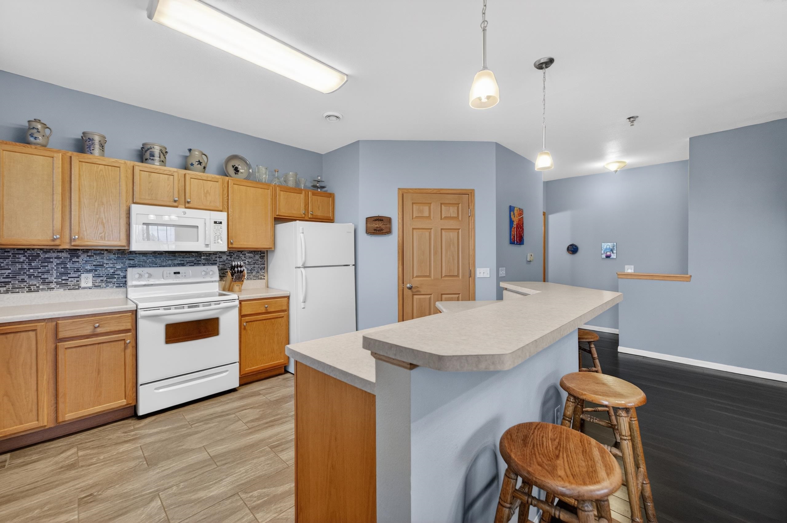 326 E Hill Parkway 10