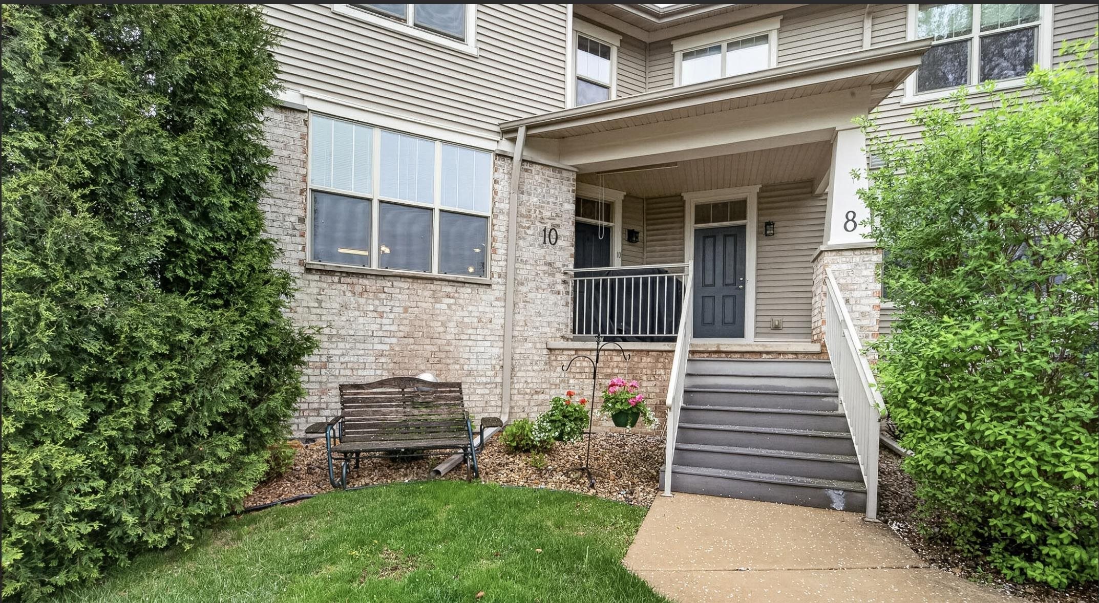 326 E Hill Parkway 10