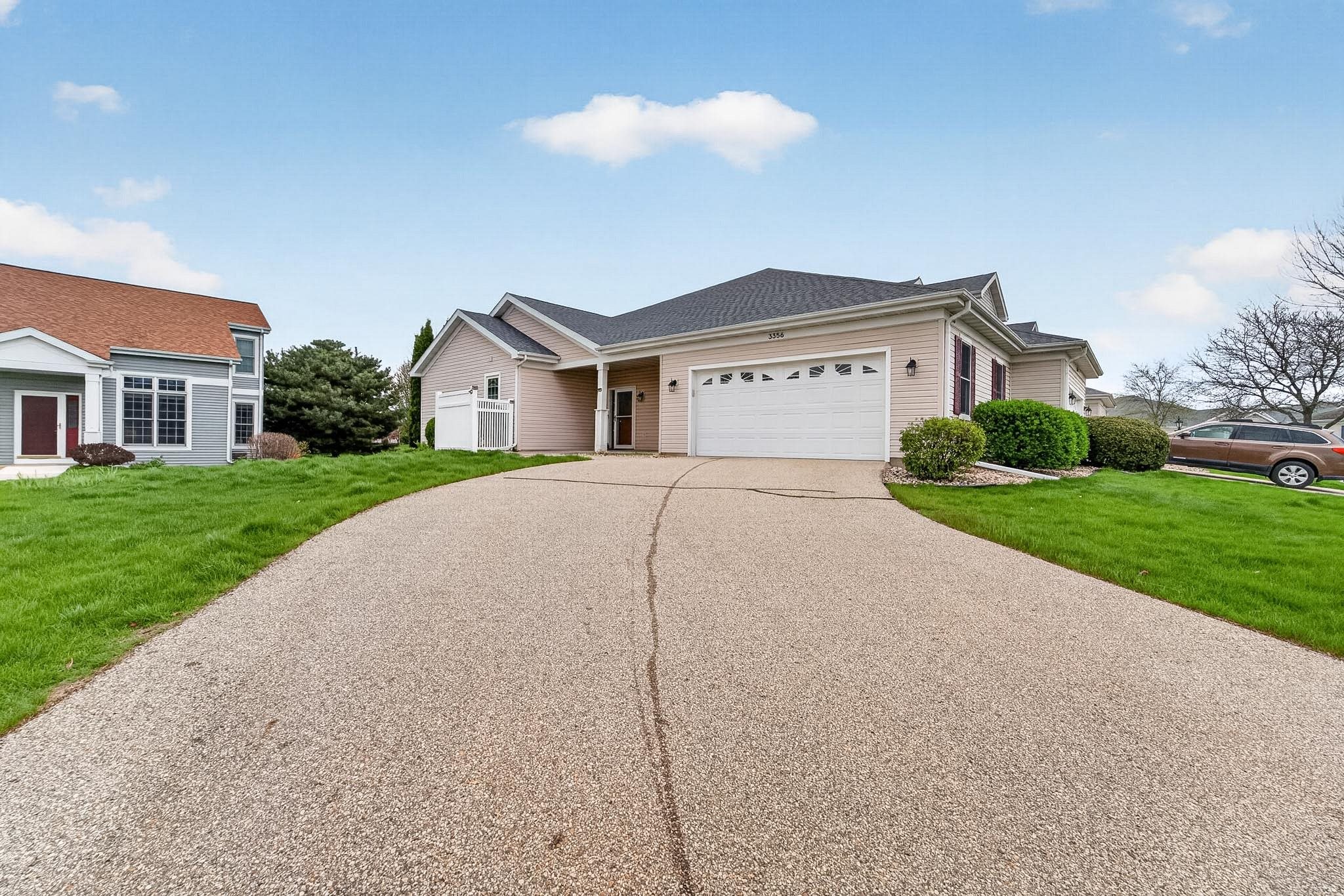 3356 N Stone Creek Circle