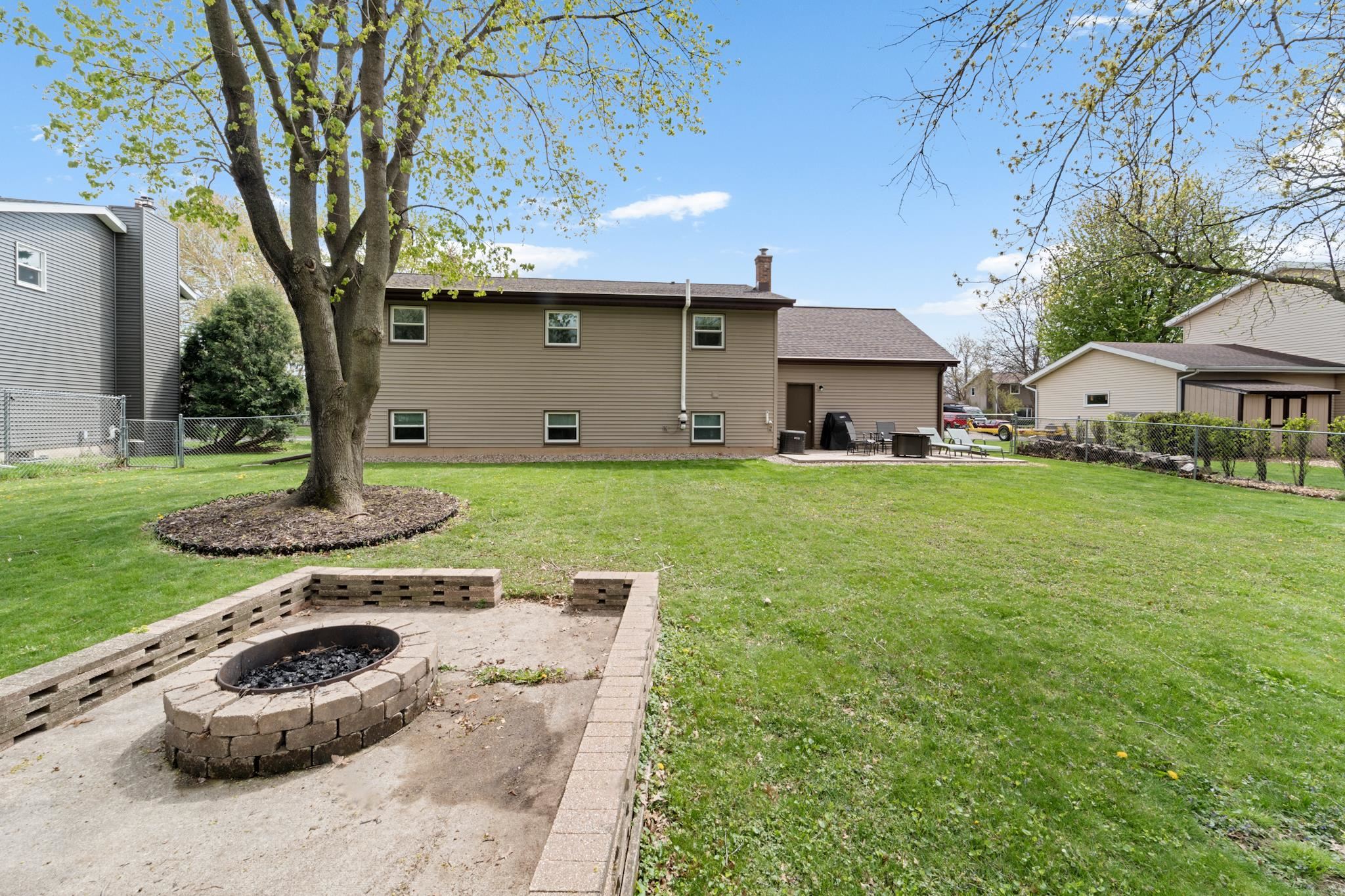 1502 Briar Lane