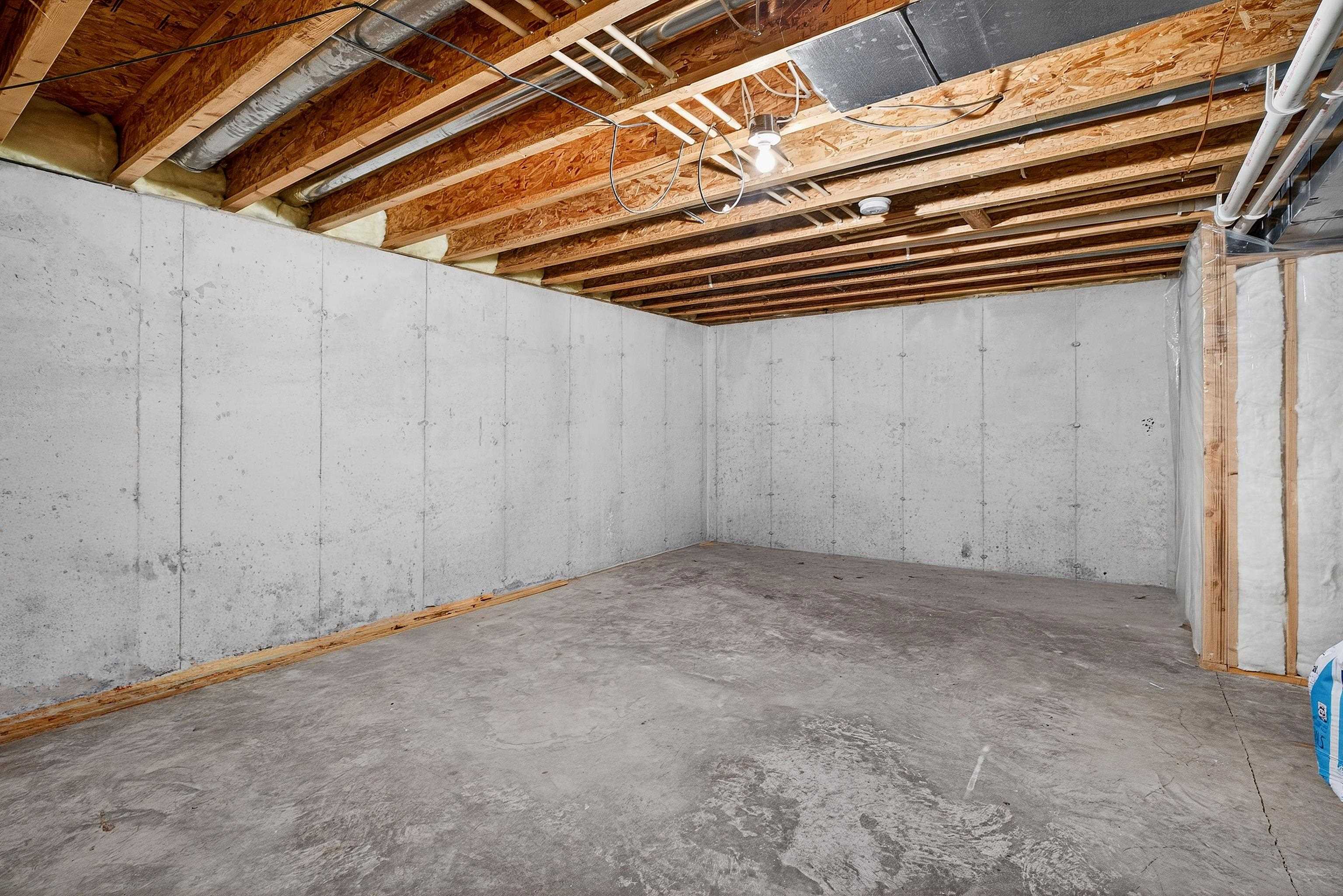 6614 CARLTON Drive