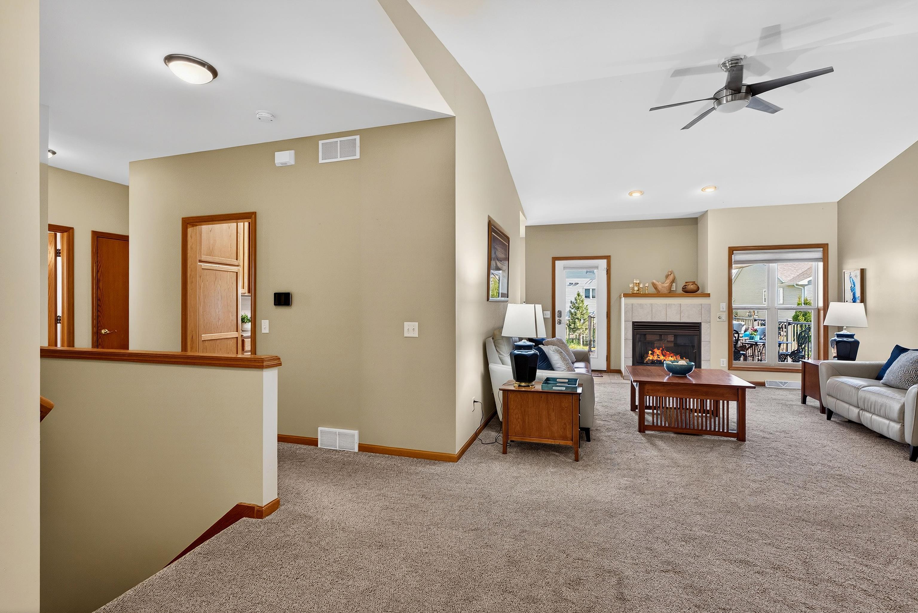6614 CARLTON Drive