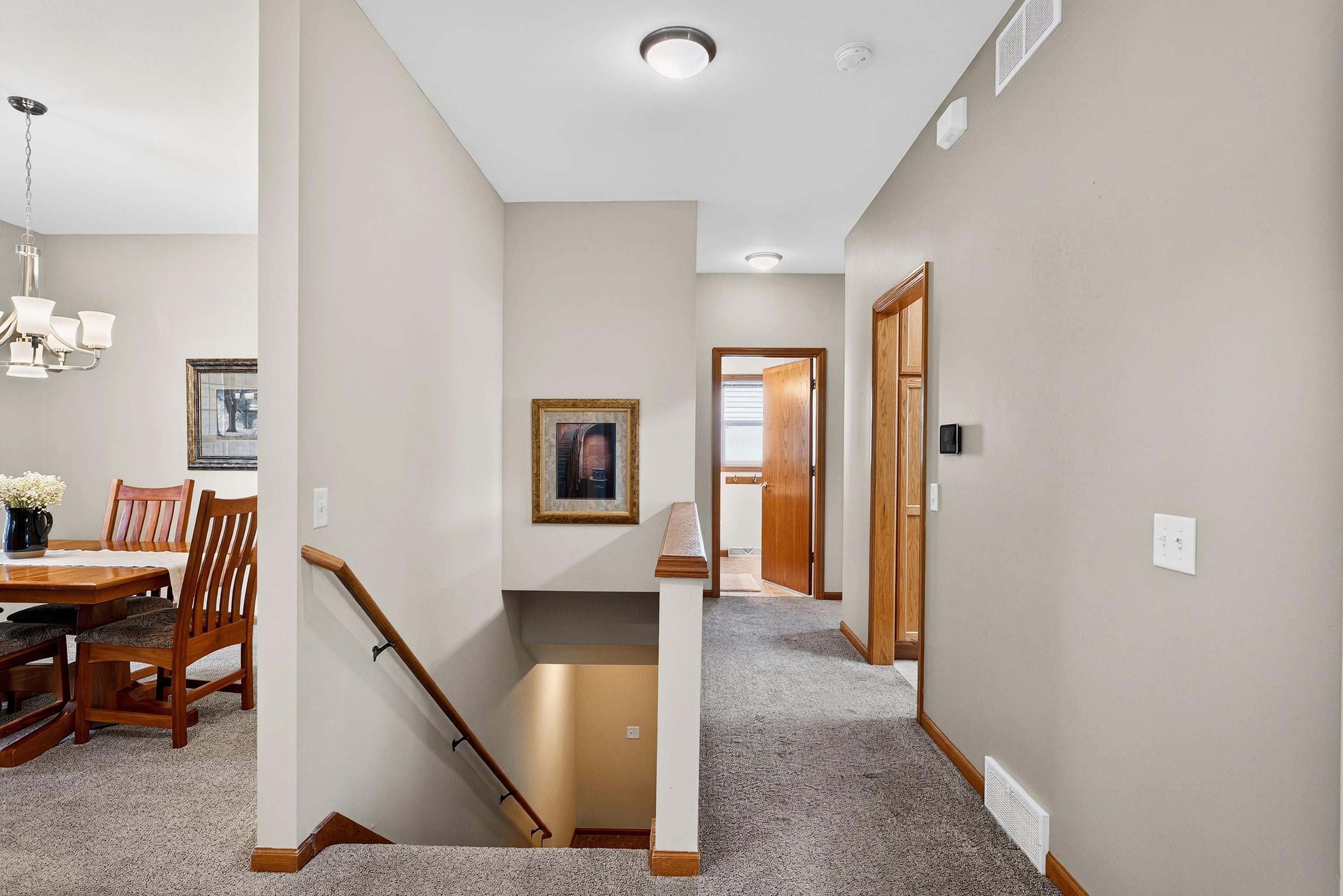 6614 CARLTON Drive
