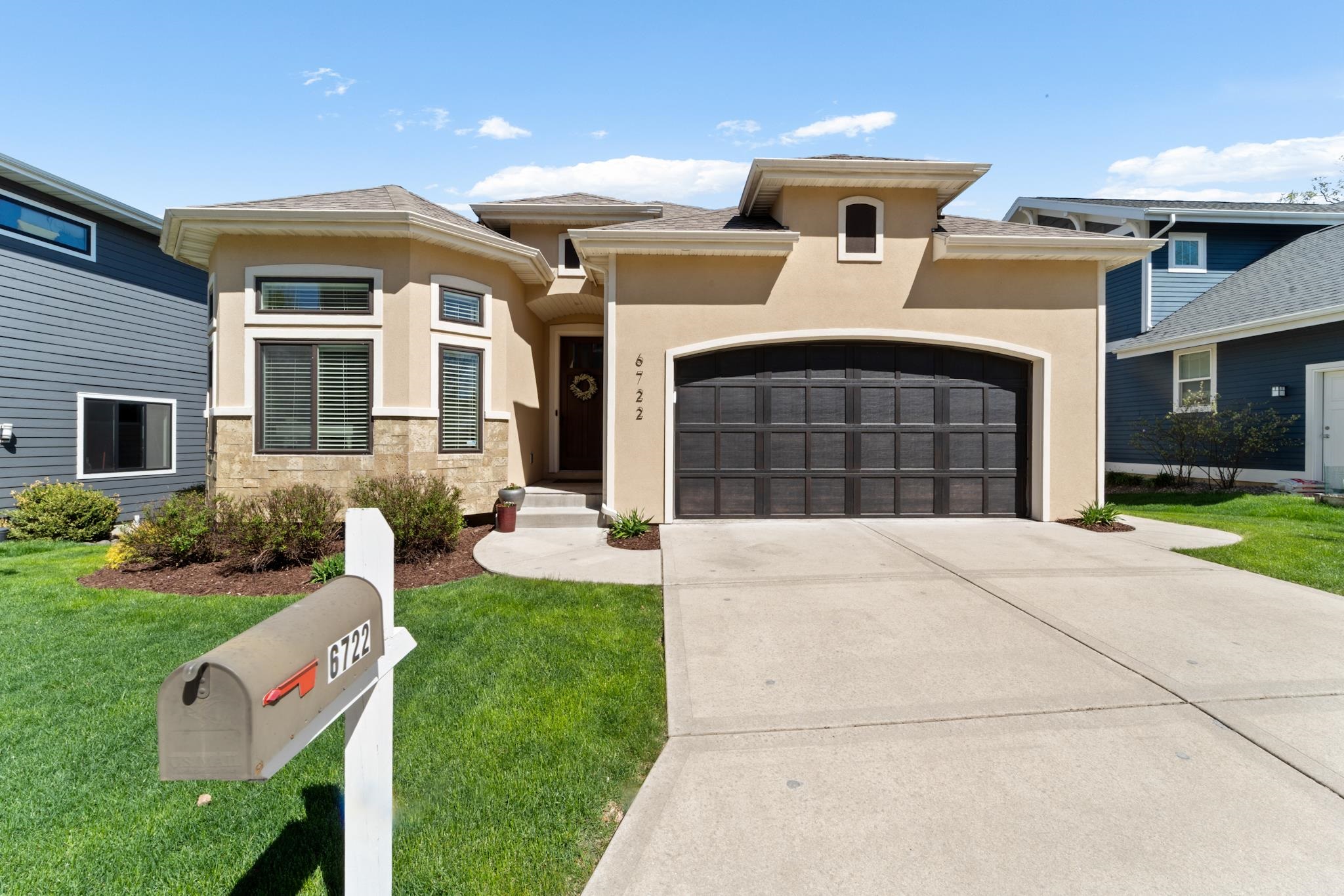 6722 N Chickahauk Trail