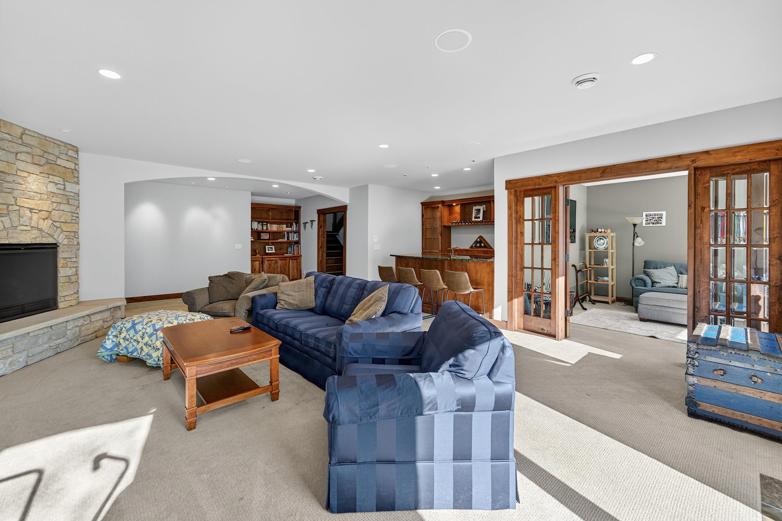 5675 Ashbourne Lane