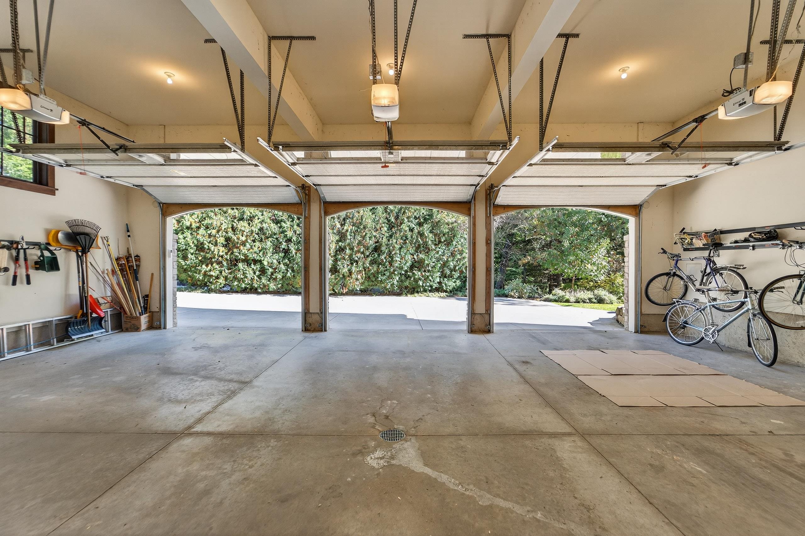 5675 Ashbourne Lane