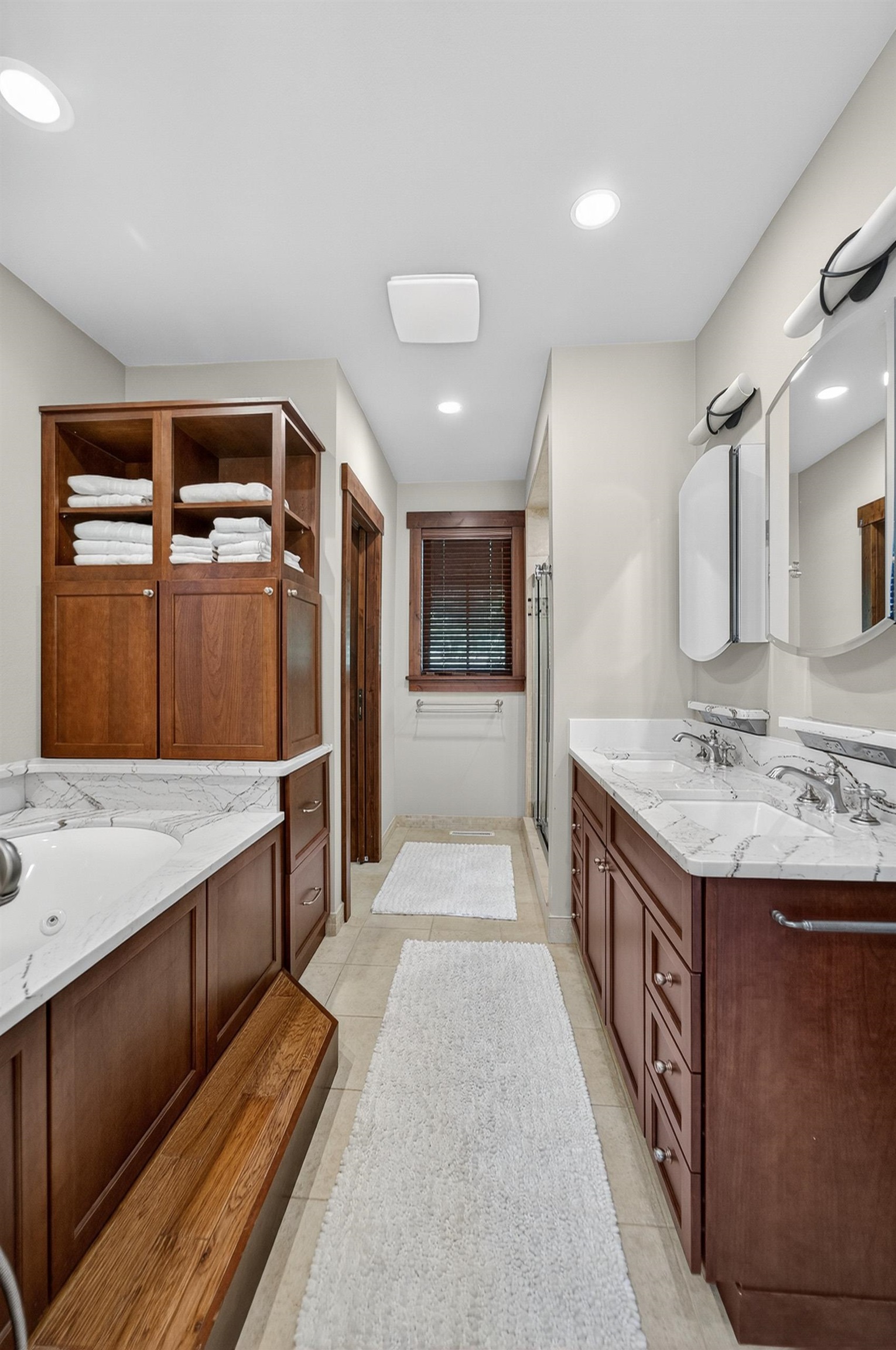 5675 Ashbourne Lane
