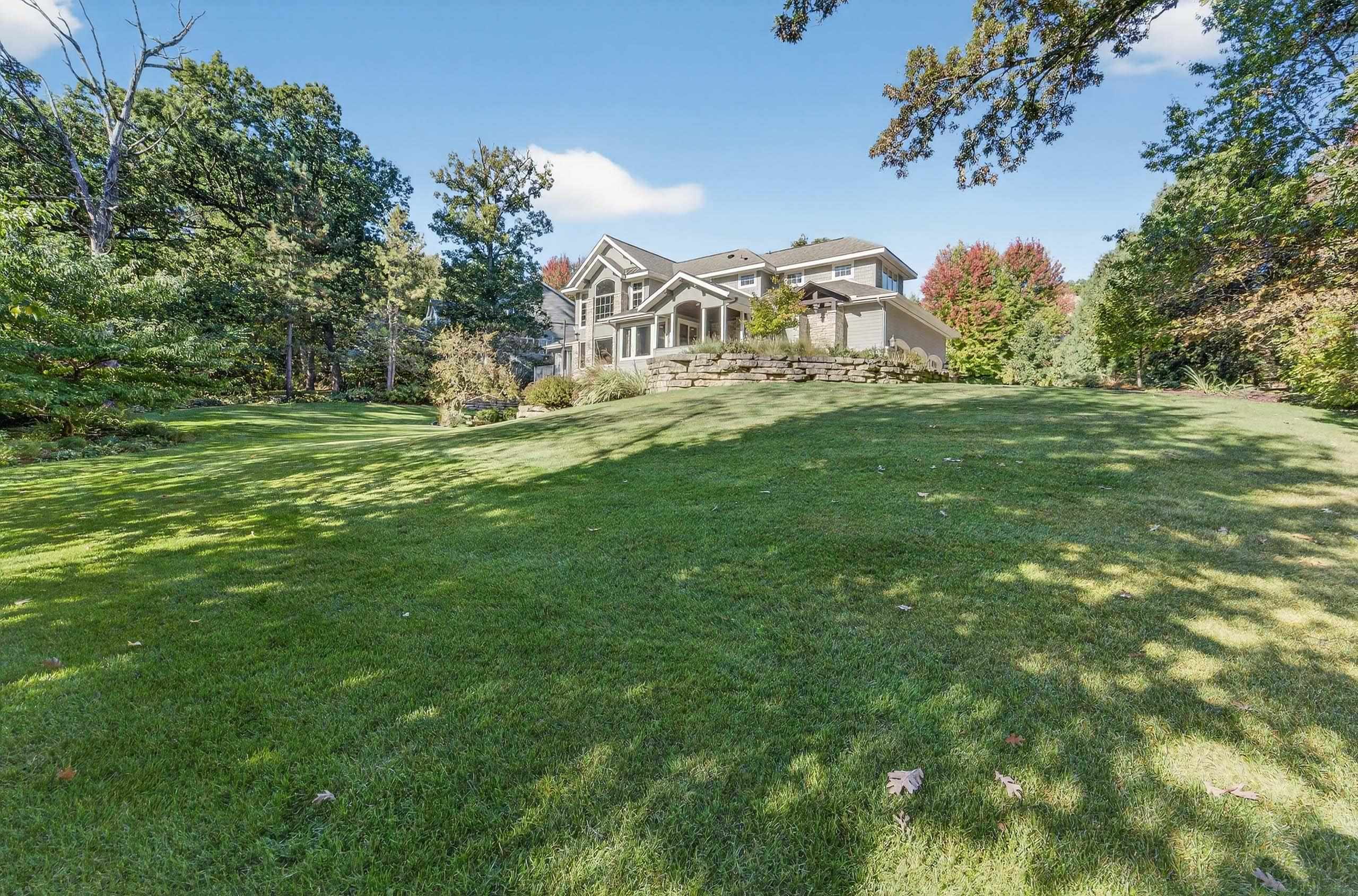 5675 Ashbourne Lane