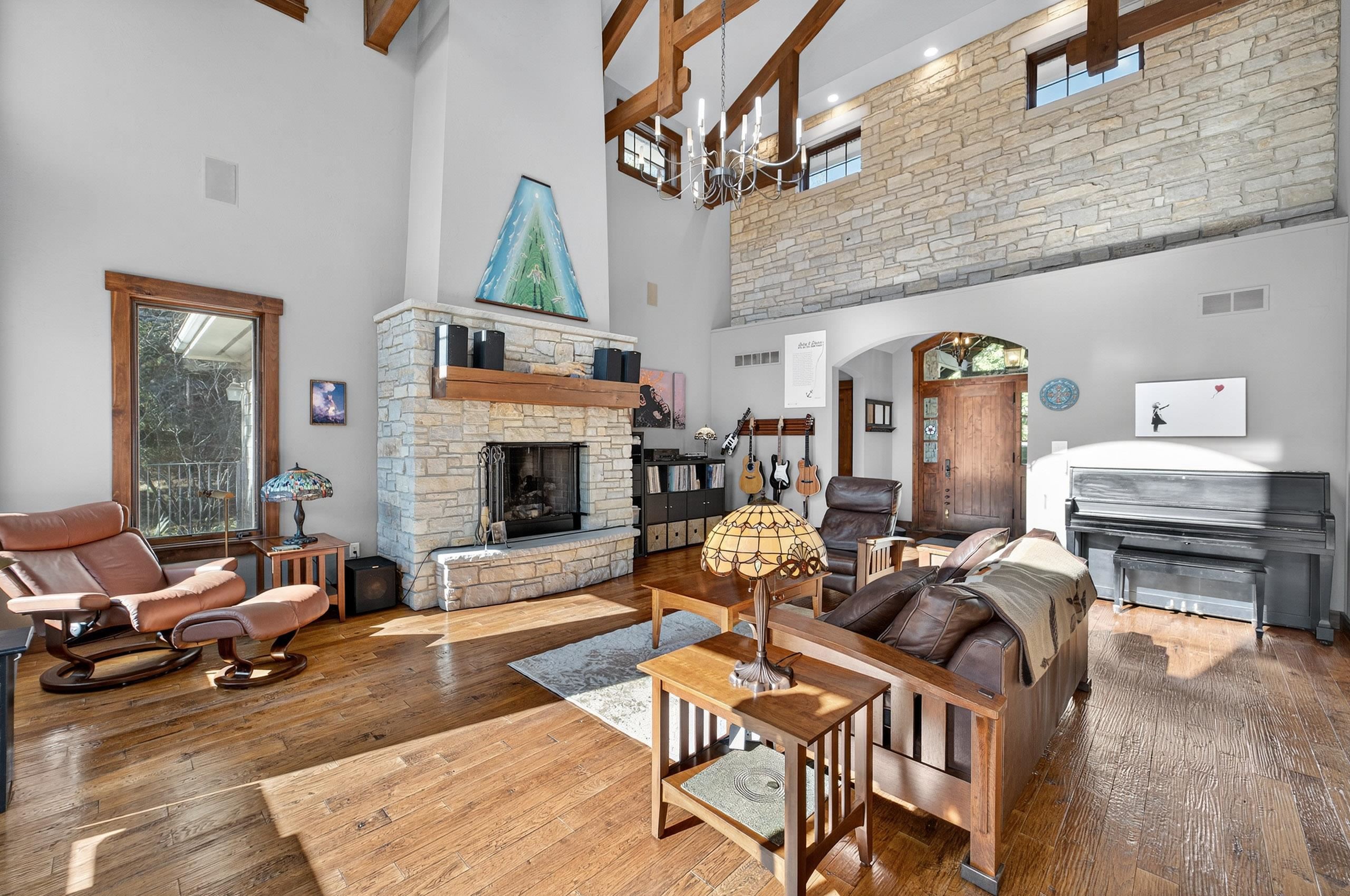 5675 Ashbourne Lane