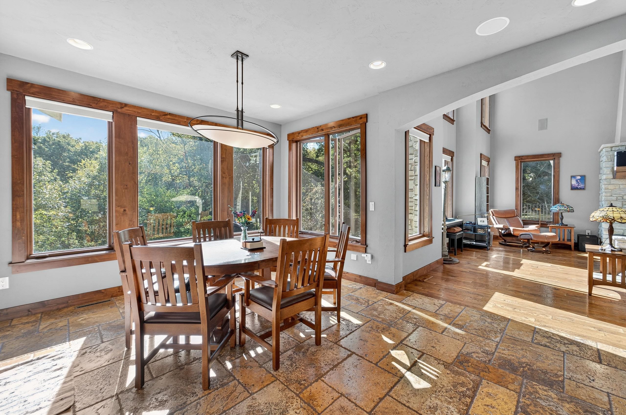 5675 Ashbourne Lane