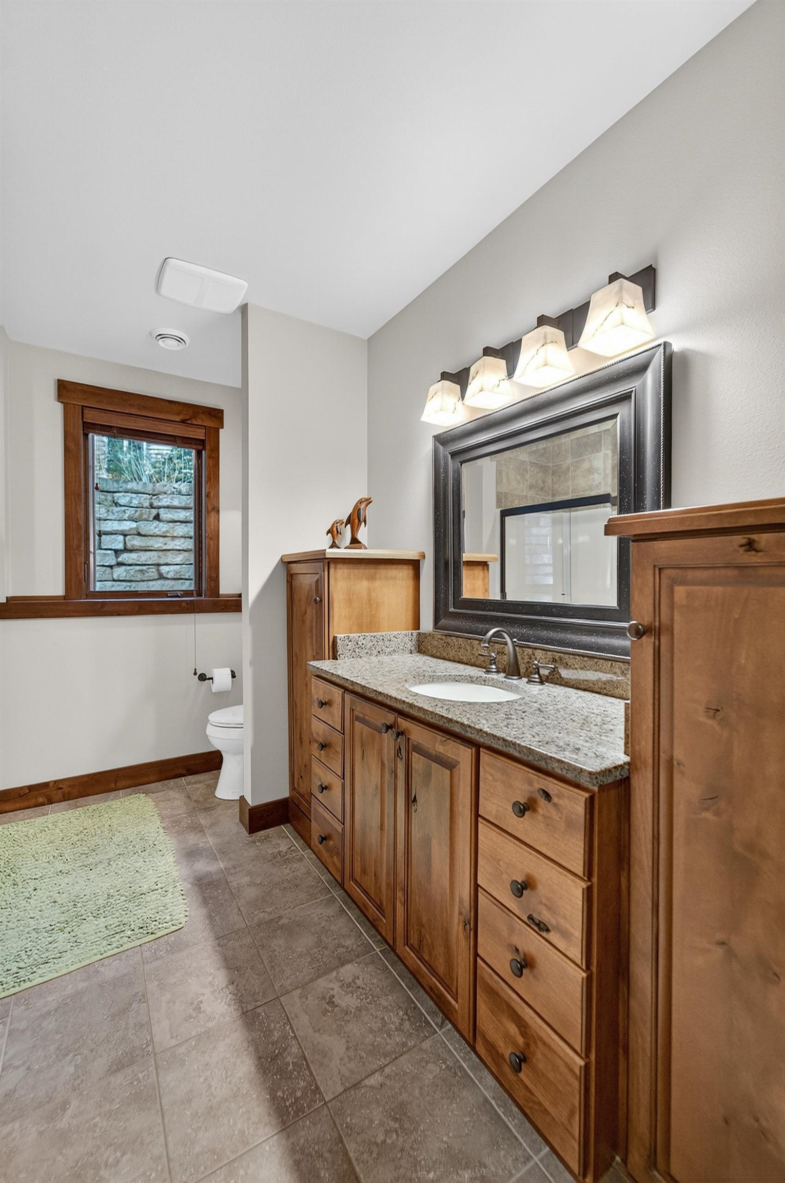 5675 Ashbourne Lane
