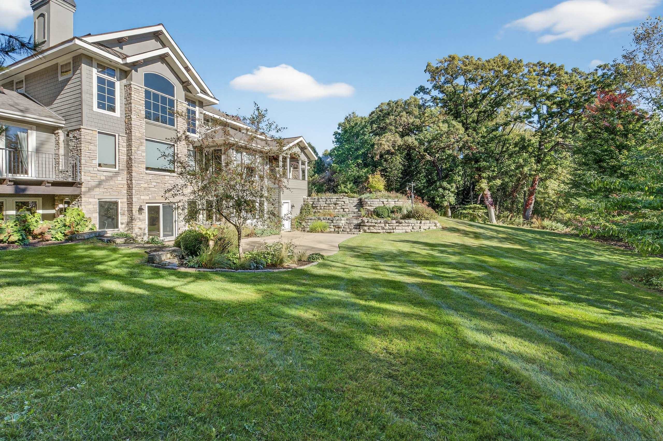 5675 Ashbourne Lane