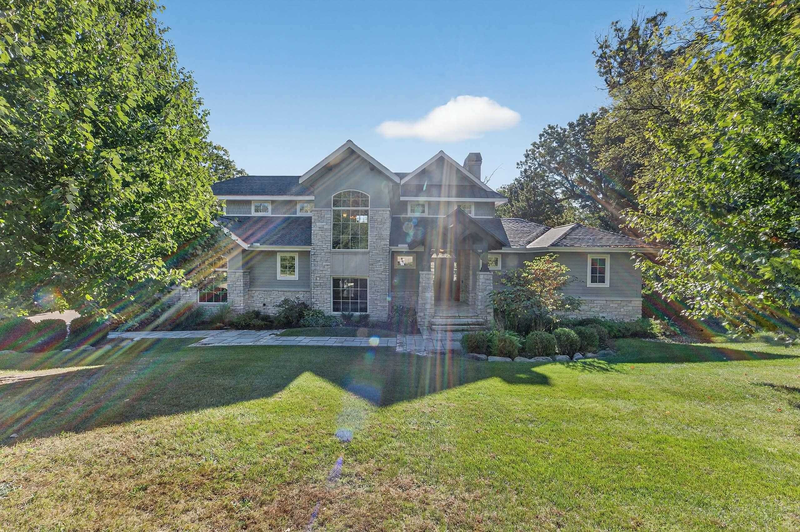 5675 Ashbourne Lane