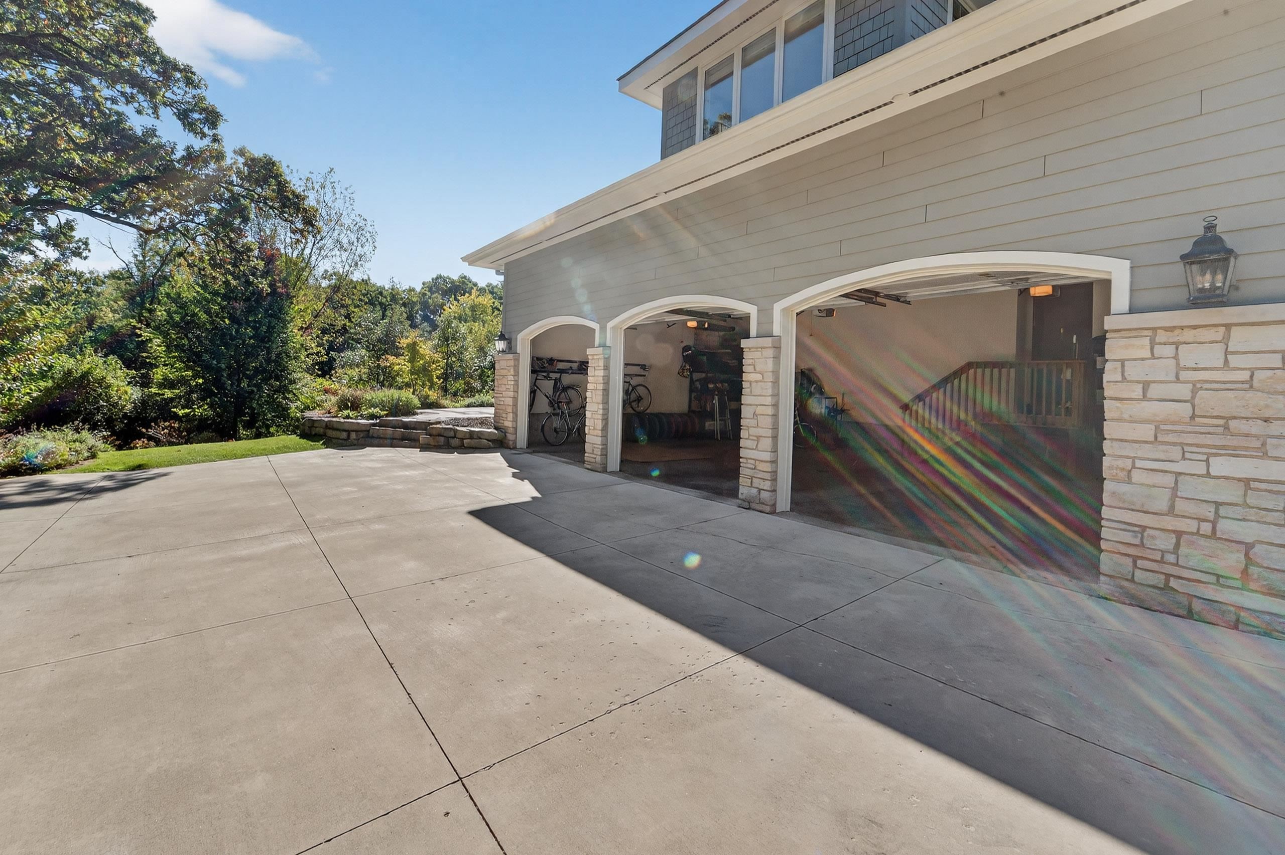 5675 Ashbourne Lane