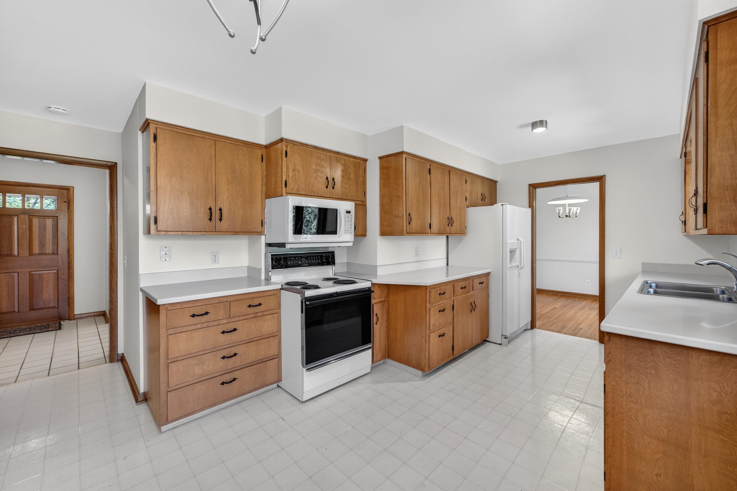 5318 Coney Weston Place
