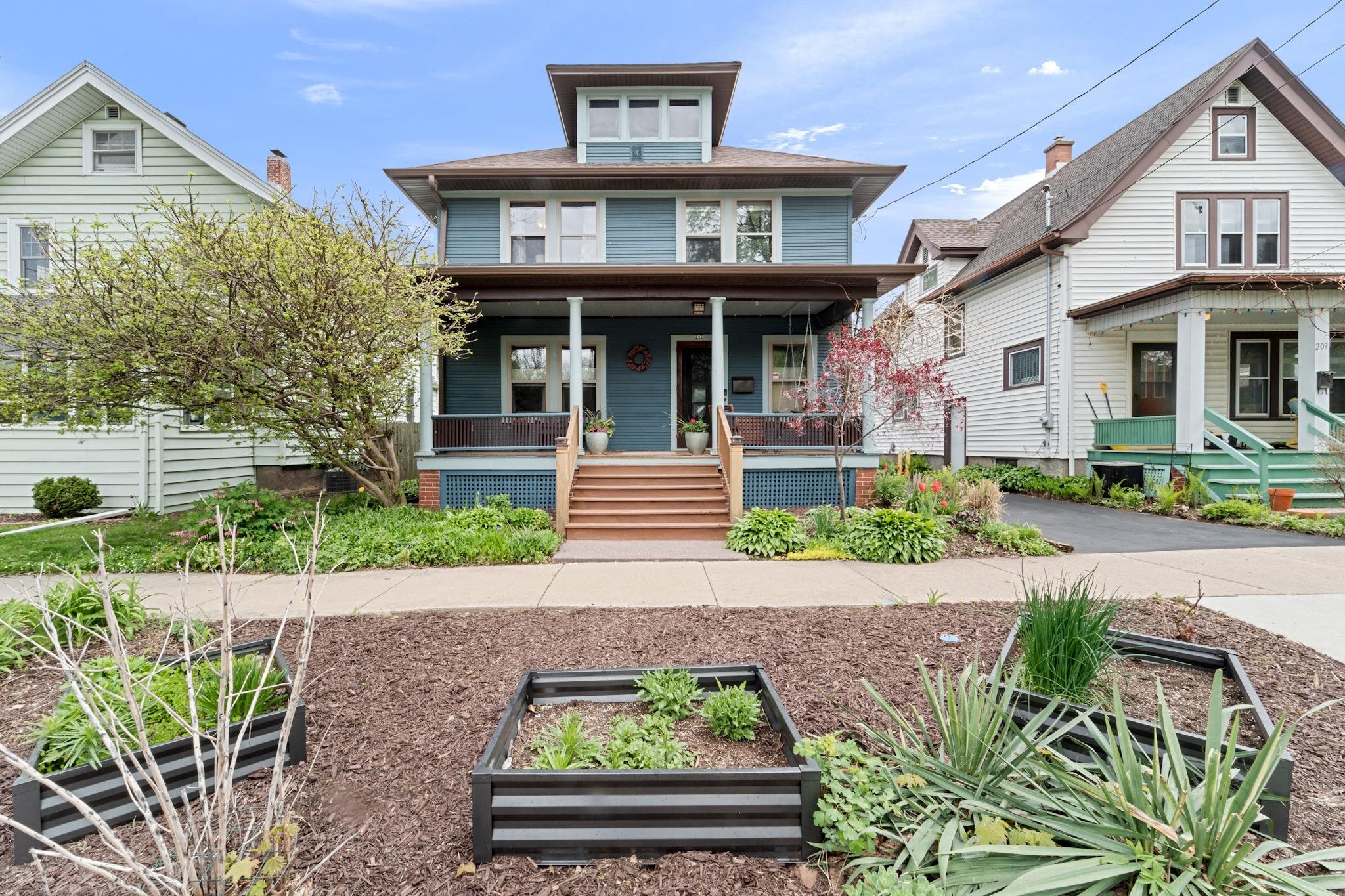 205 S Dixon Street