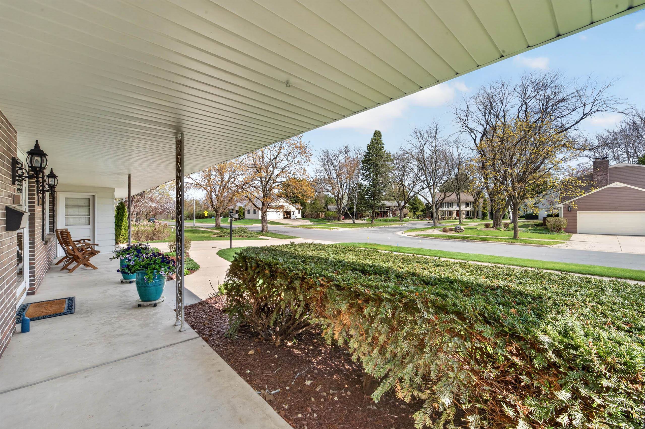 2110 Sheridan Drive