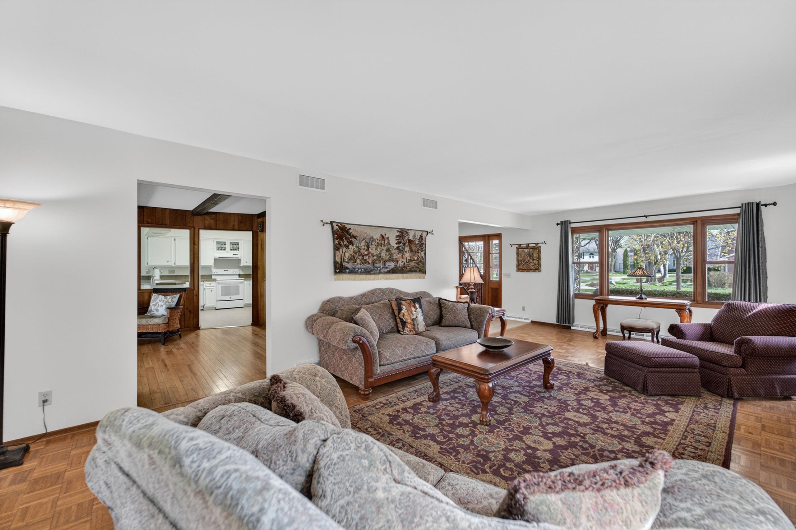 2110 Sheridan Drive