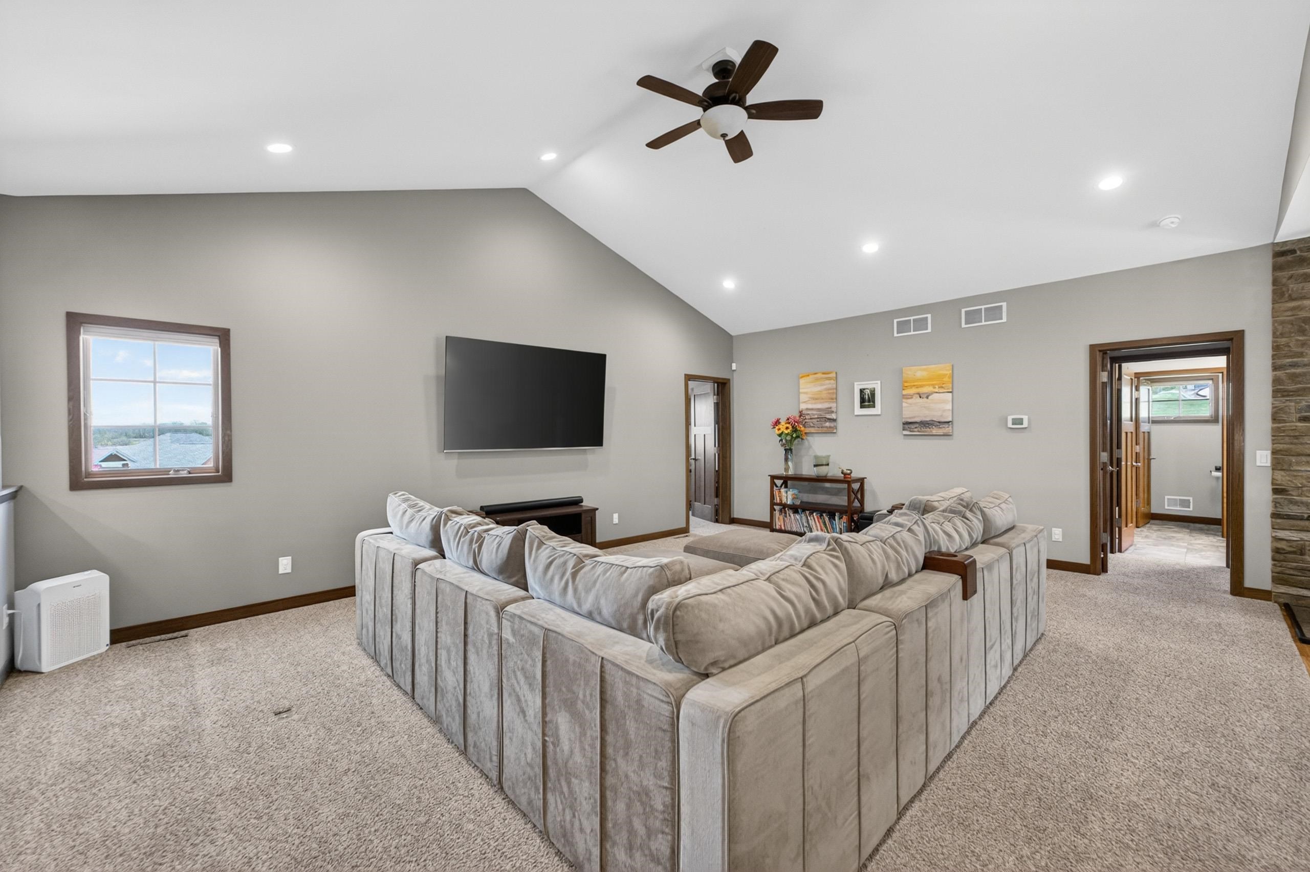 111 Savannah Circle