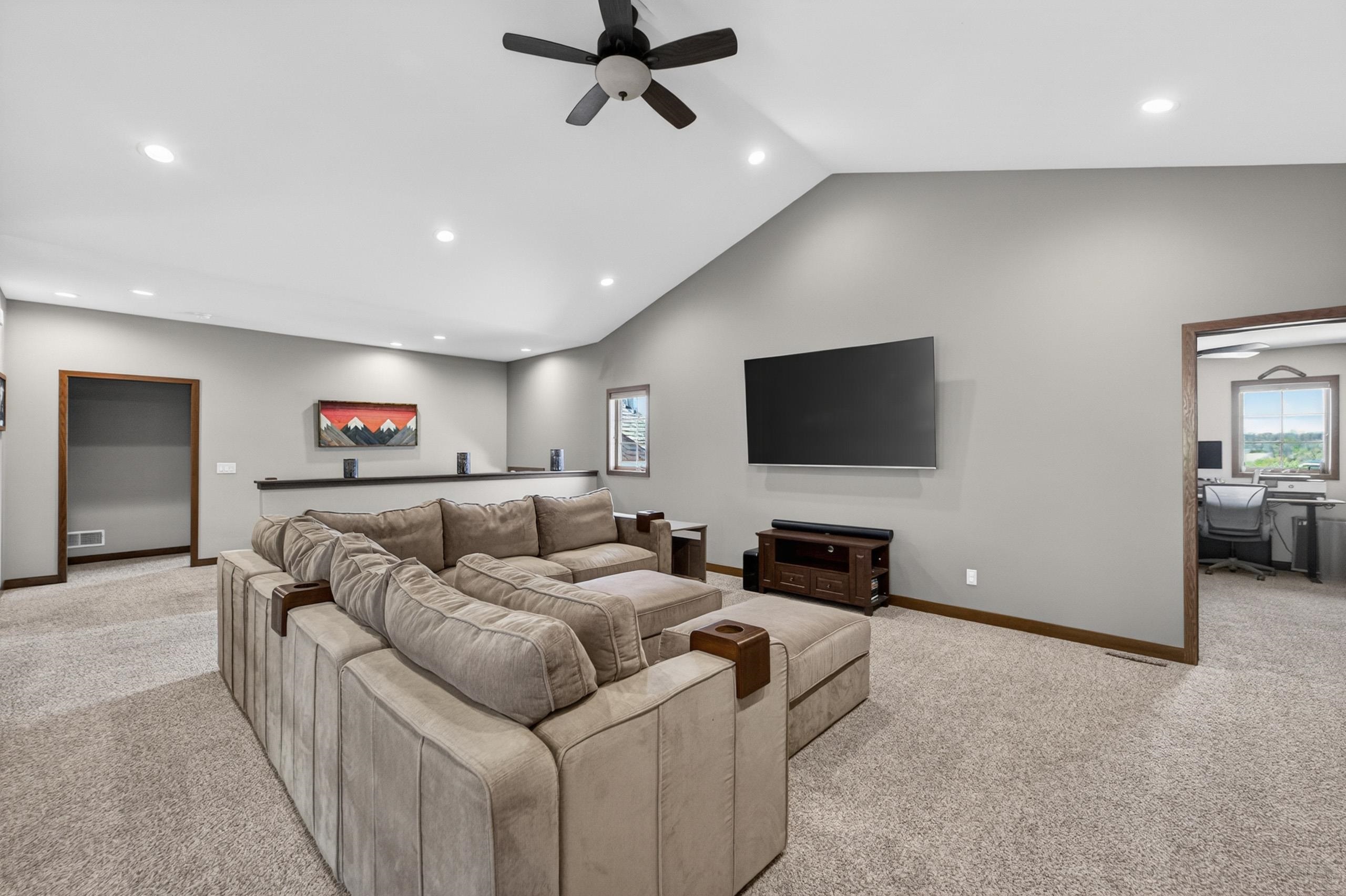 111 Savannah Circle
