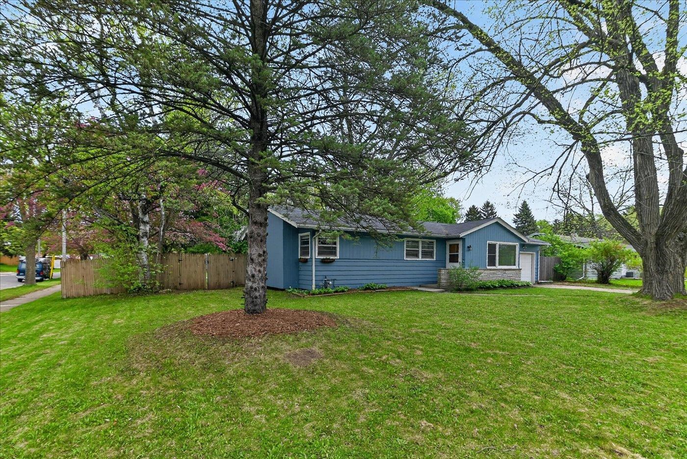 2101 Leland Drive