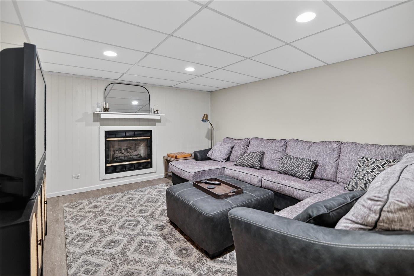 2101 Leland Drive